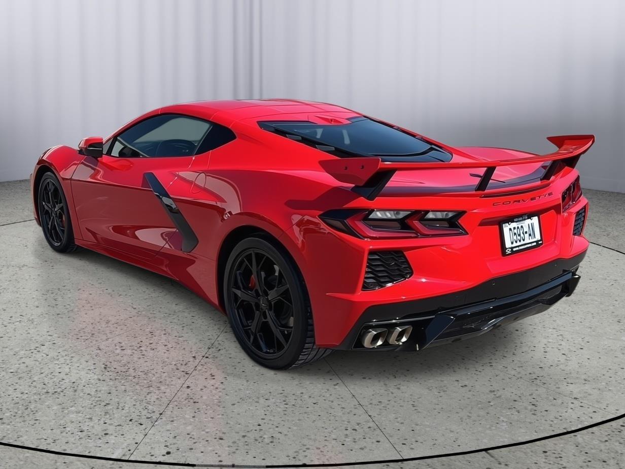 2022 Chevrolet Corvette Stingray 2LT photo 3