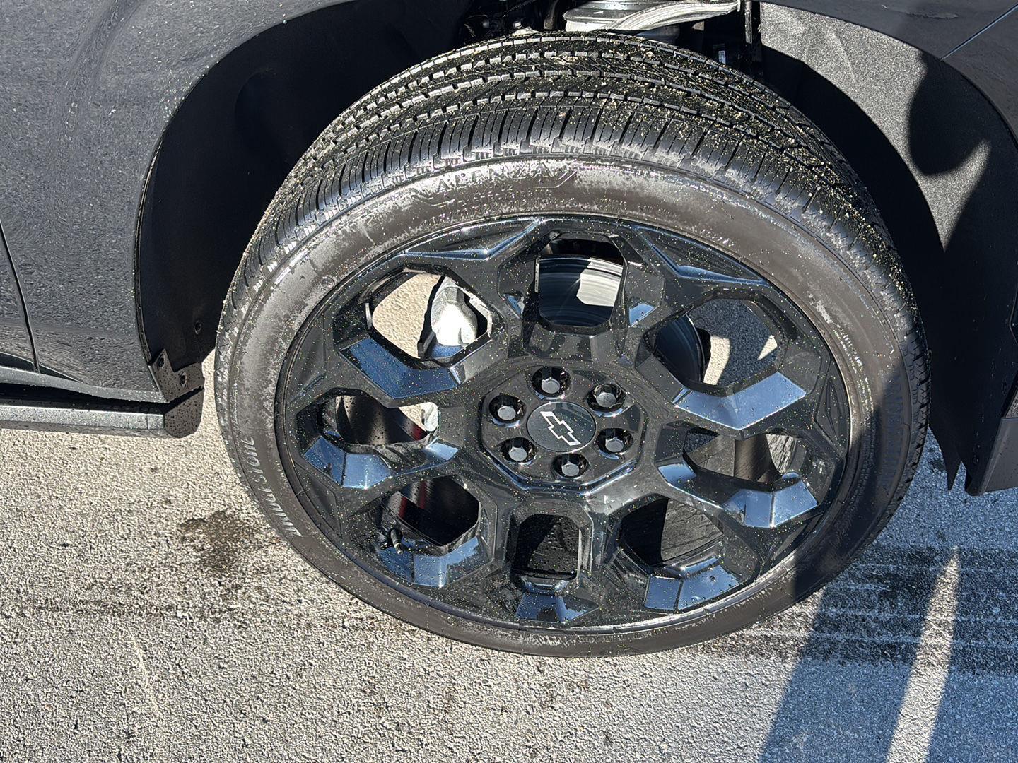 2026 Chevrolet Suburban High Country - Photo 12