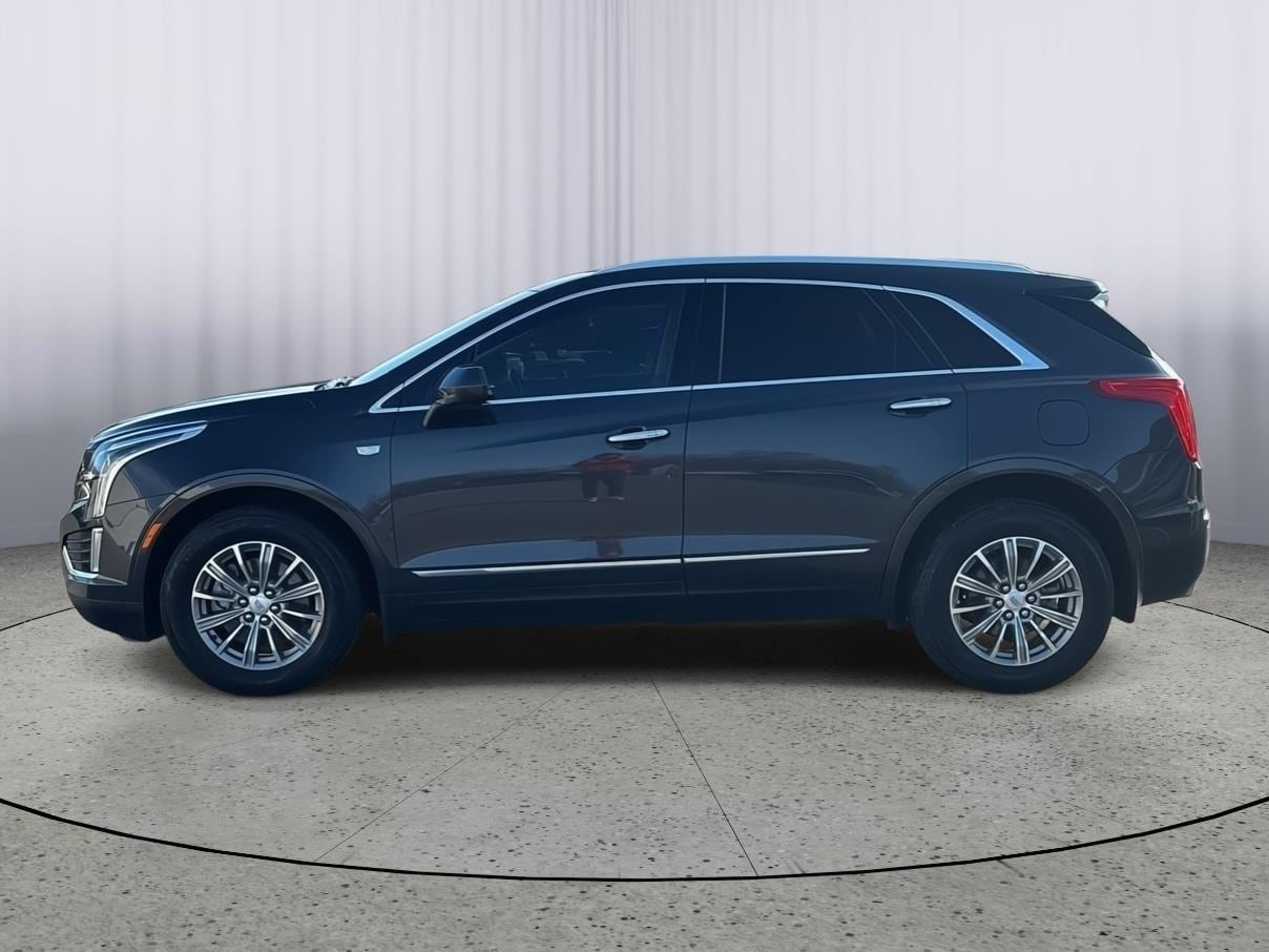 Used 2017 Cadillac XT5 Luxury with VIN 1GYKNBRS3HZ211866 for sale in Kansas City