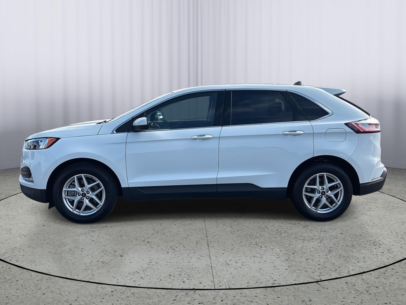 Used 2024 Ford Edge SEL with VIN 2FMPK4J98RBA88008 for sale in Kansas City