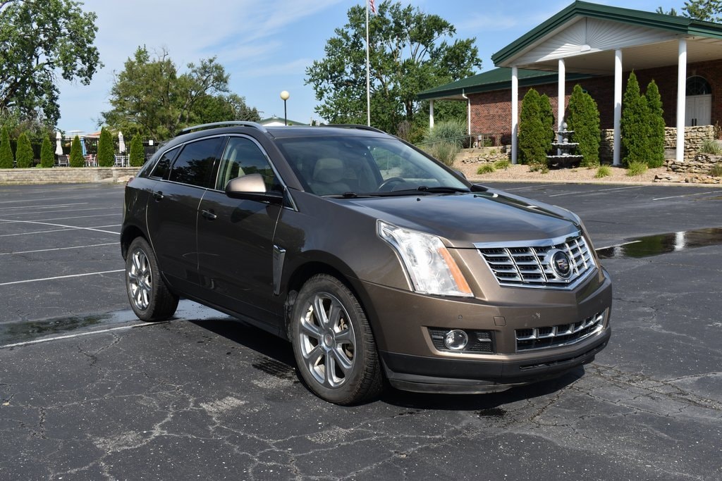 Used 2015 Cadillac SRX Premium Collection with VIN 3GYFNGE36FS559605 for sale in Kansas City