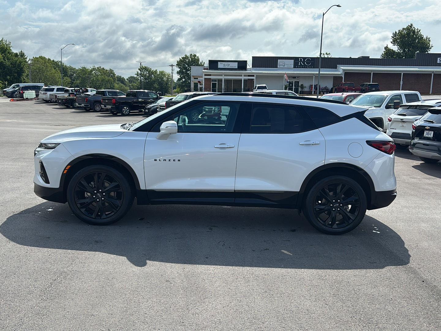 Used 2020 Chevrolet Blazer RS with VIN 3GNKBKRS6LS677738 for sale in Kansas City