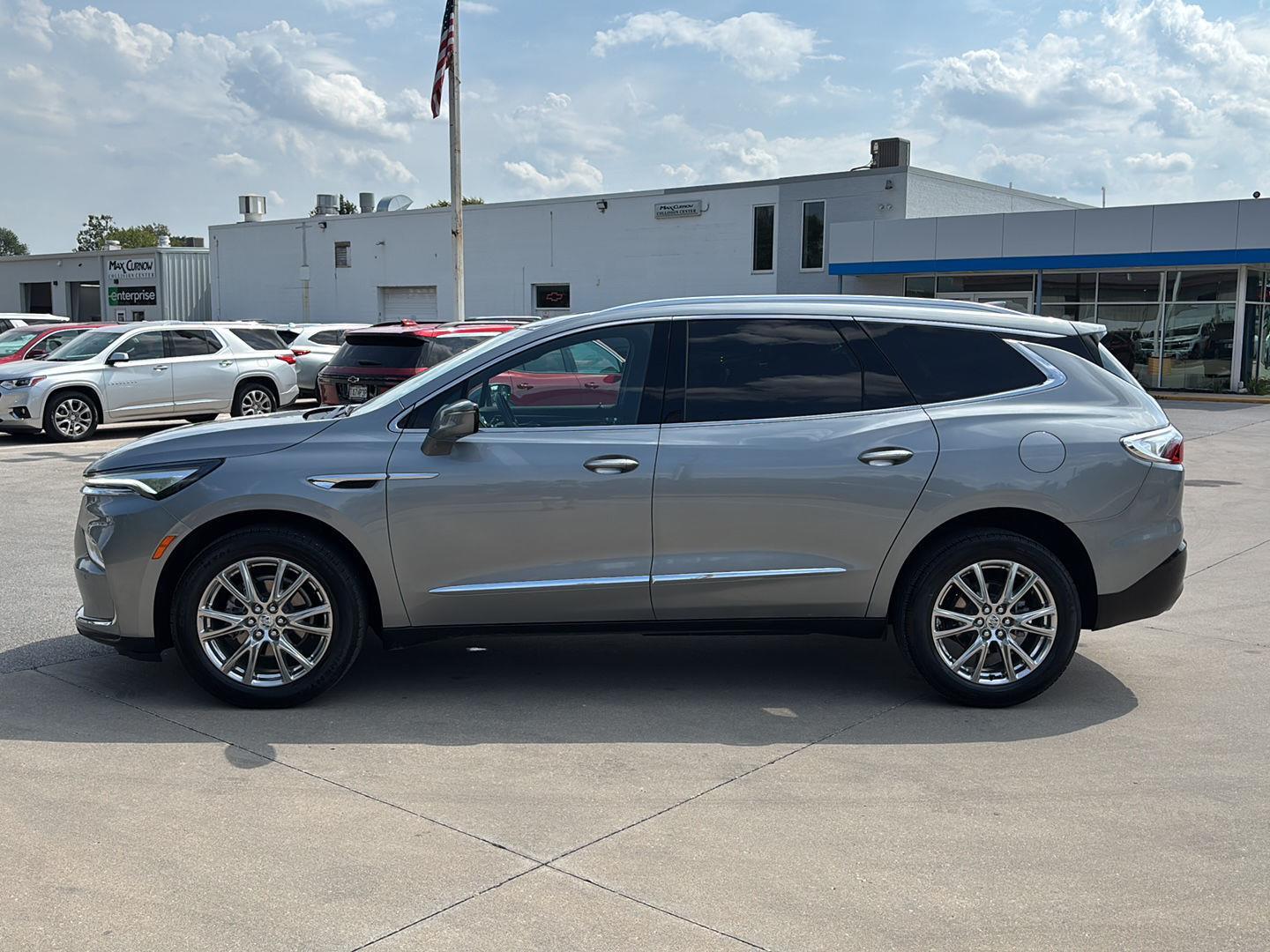 Used 2024 Buick Enclave Essence with VIN 5GAEVAKW7RJ138982 for sale in Kansas City
