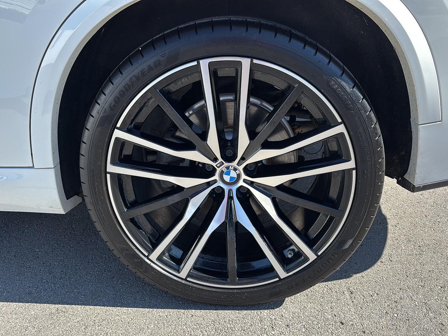 2019 BMW X5 50i - Photo 10