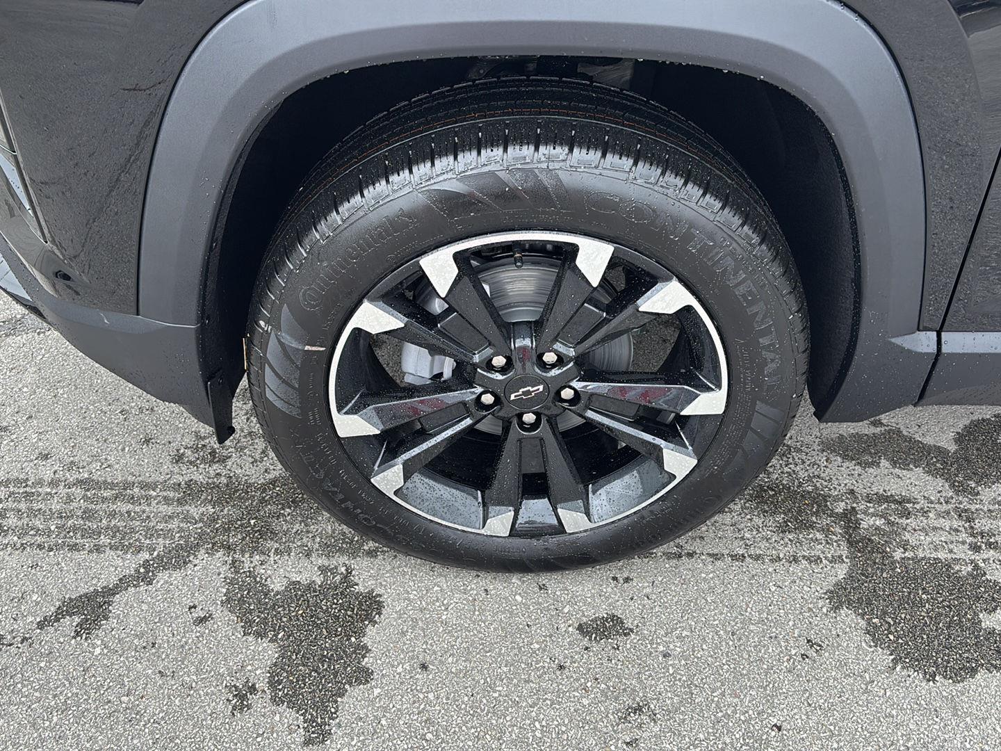 2027 Chevrolet Equinox RS - Photo 10