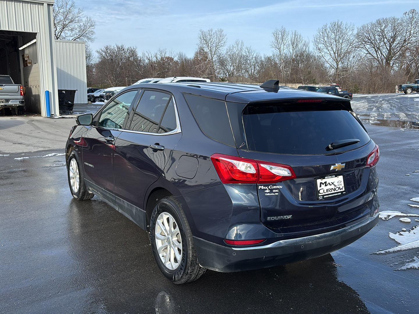 2019 Chevrolet Equinox LT photo 3