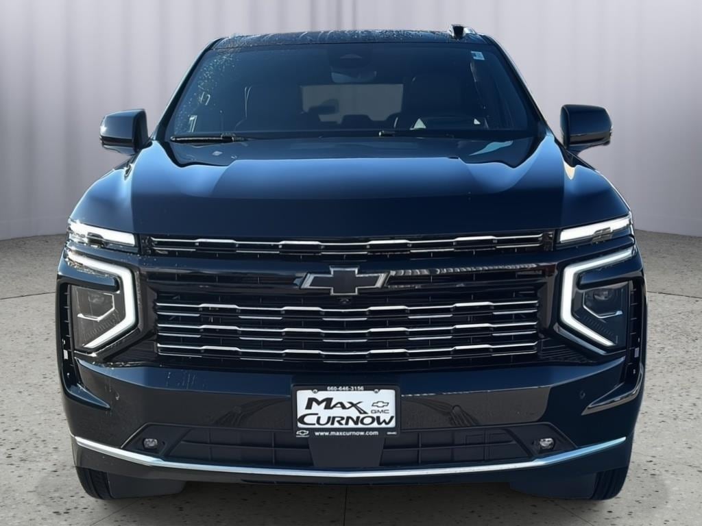 2026 Chevrolet Suburban High Country - Photo 8