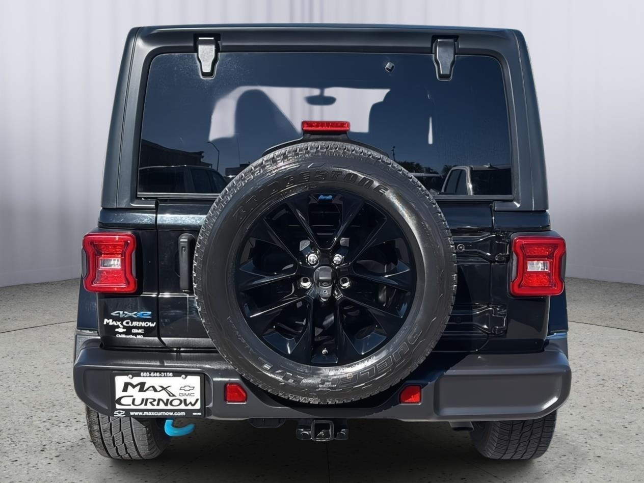 2023 Jeep Wrangler 4xe Sahara photo 3