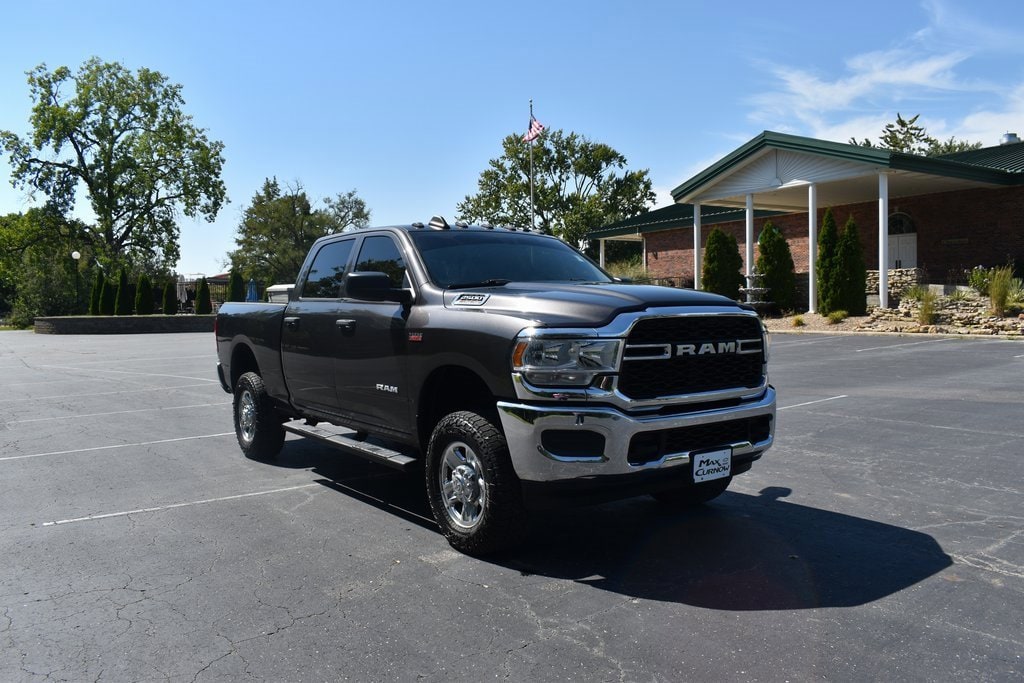 Used 2019 RAM Ram 2500 Pickup Tradesman with VIN 3C6UR5CJ9KG633143 for sale in Kansas City