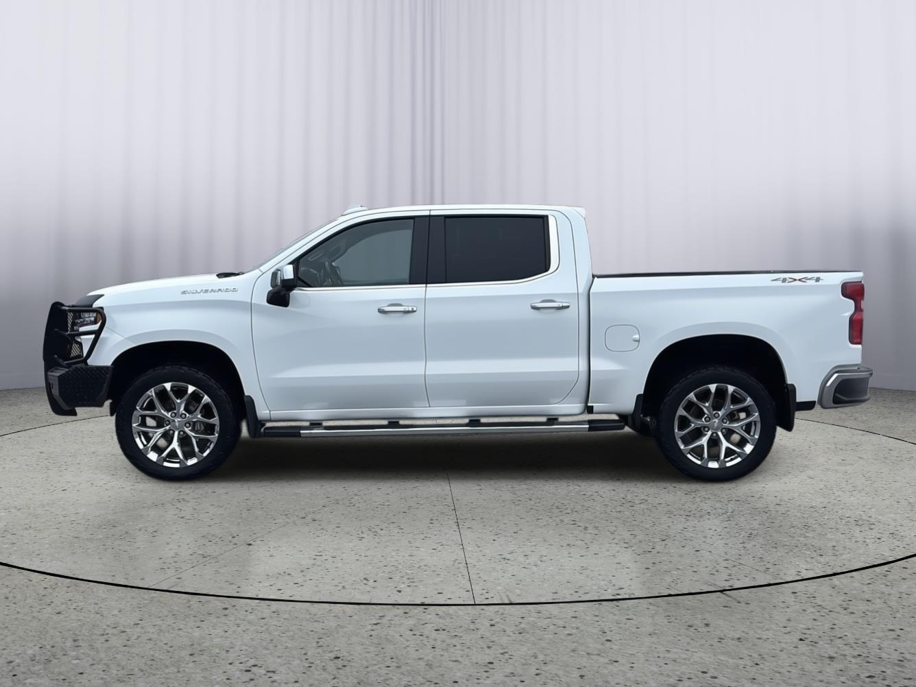 Used 2019 Chevrolet Silverado 1500 LTZ with VIN 1GCUYGEL9KZ133232 for sale in Kansas City