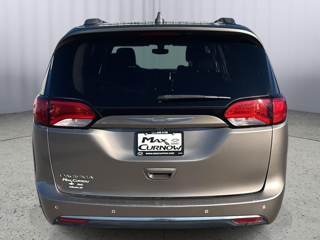 Used 2018 Chrysler Pacifica Touring L Plus Van