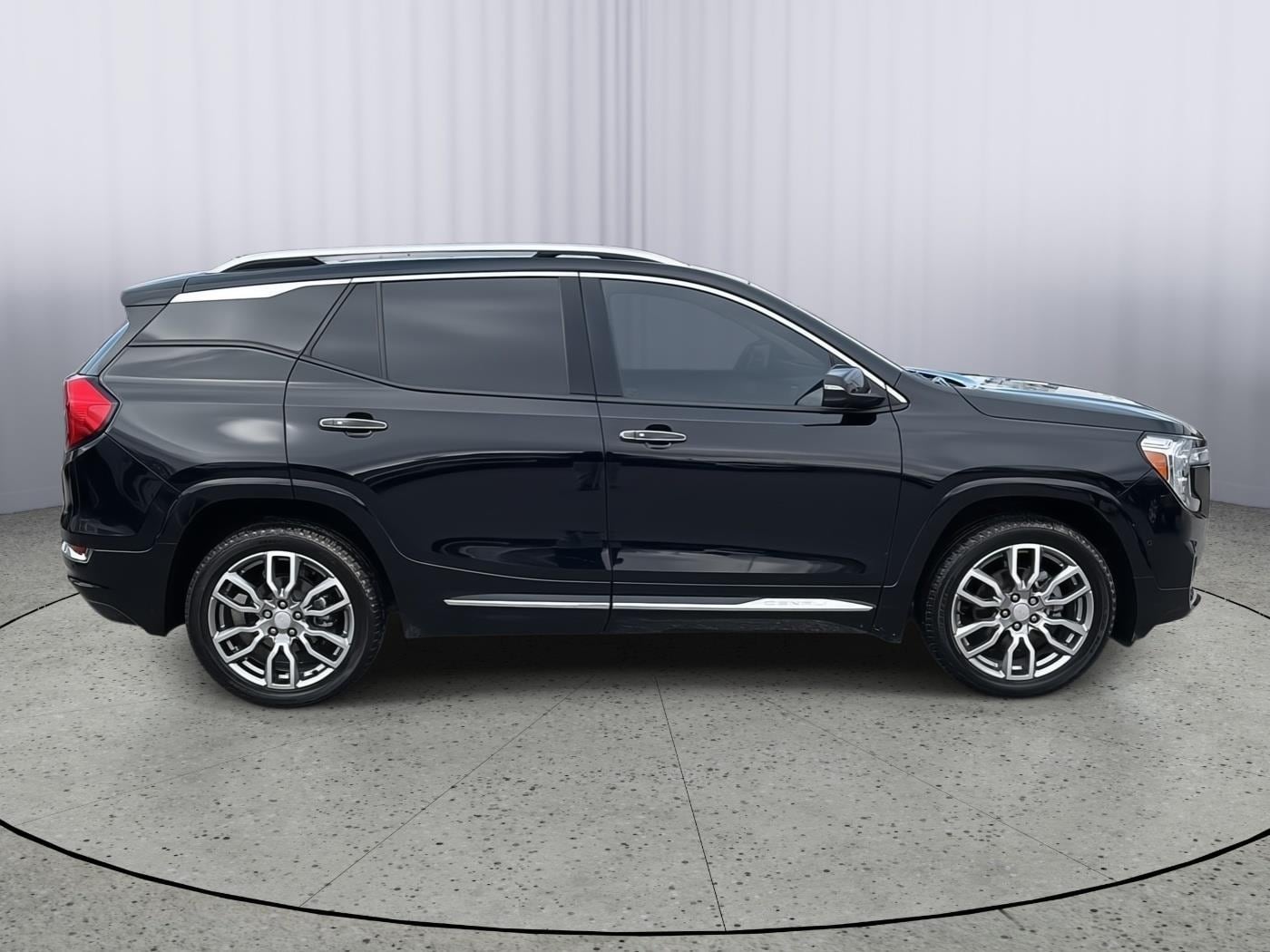 2023 GMC Terrain Denali - Photo 6