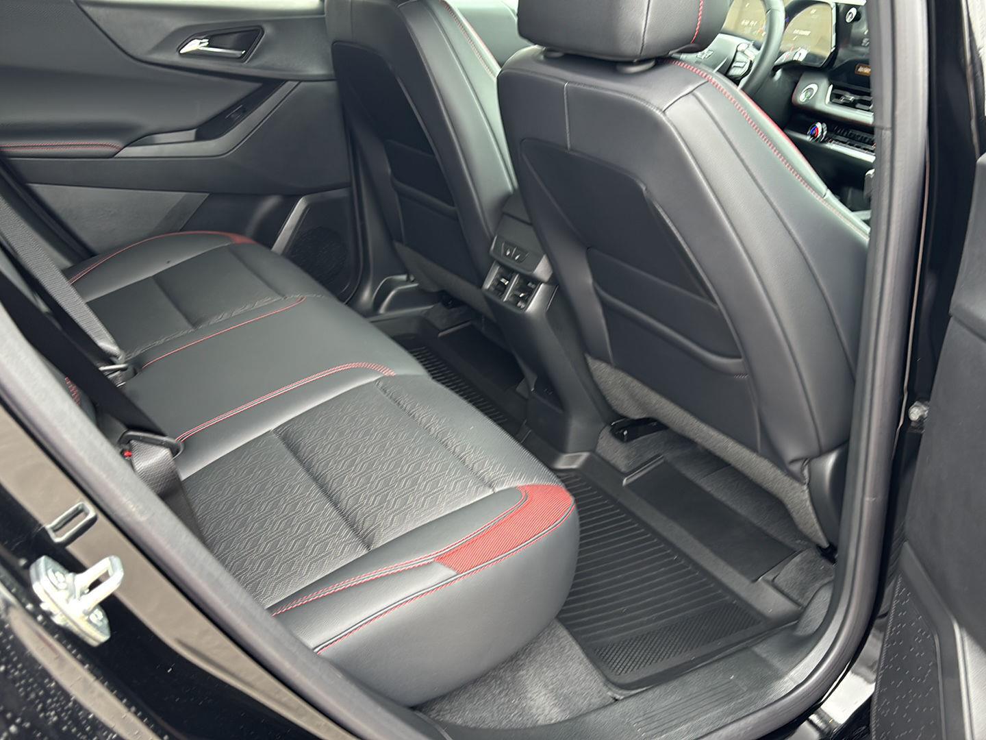 2027 Chevrolet Equinox RS - Photo 20