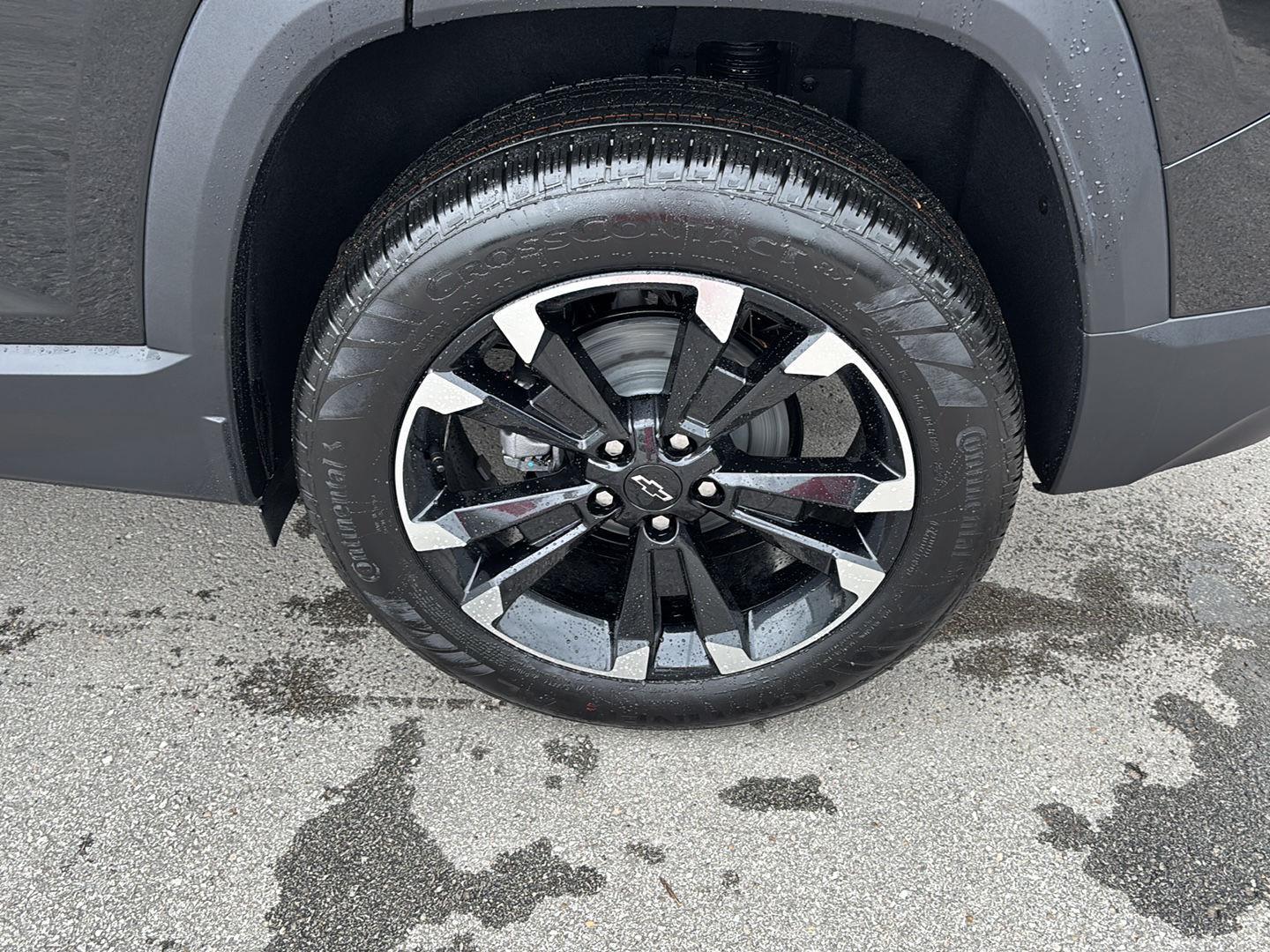 2027 Chevrolet Equinox RS - Photo 11