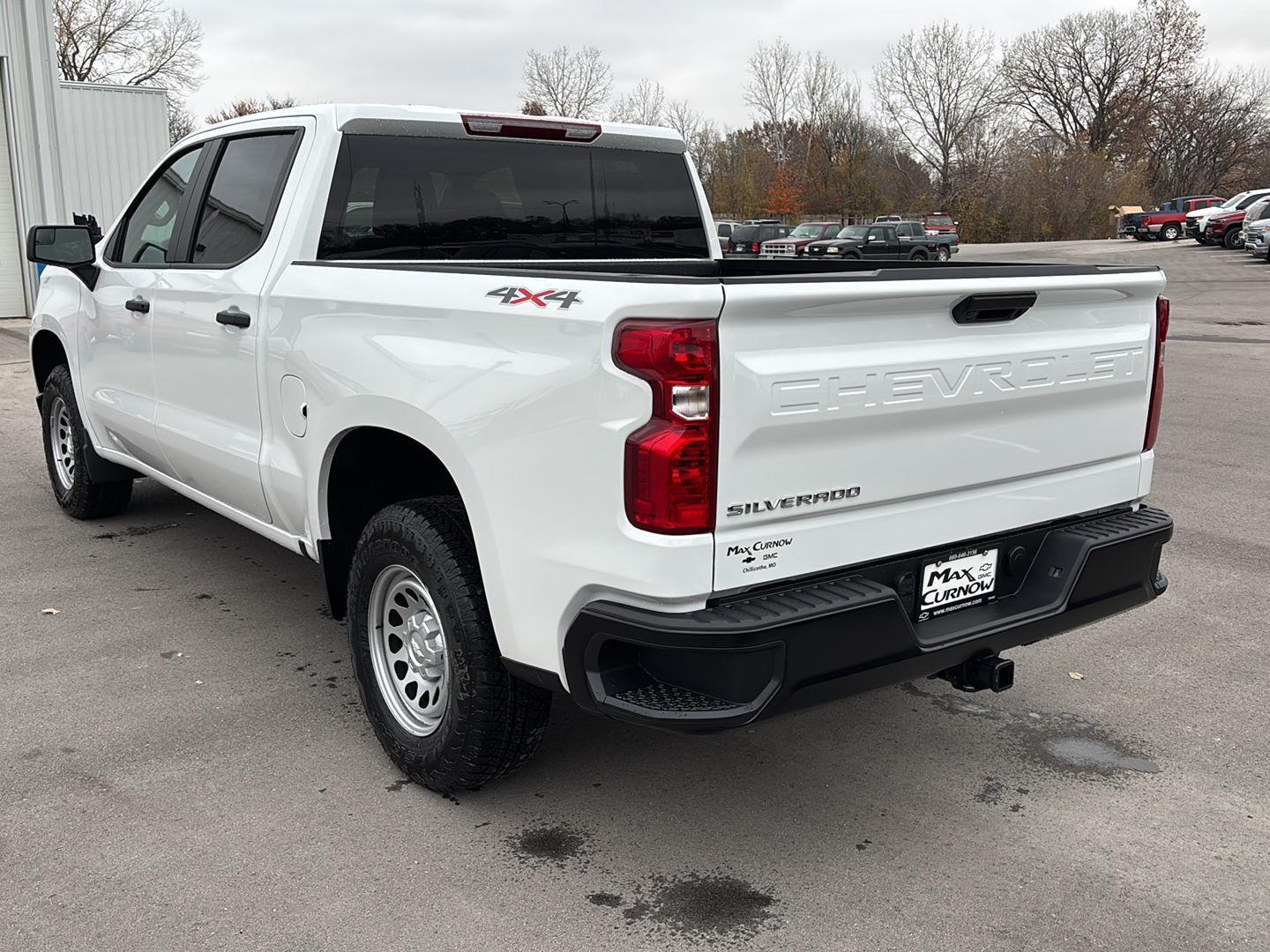 2026 Chevrolet Silverado 1500 photo 3