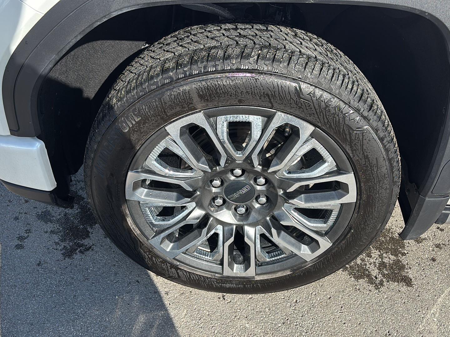 2025 GMC Sierra 1500 Denali Ultimate - Photo 12