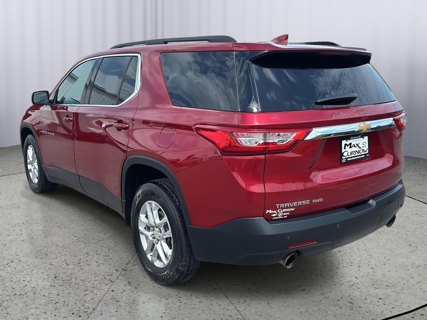 2020 Chevrolet Traverse Leather photo 3