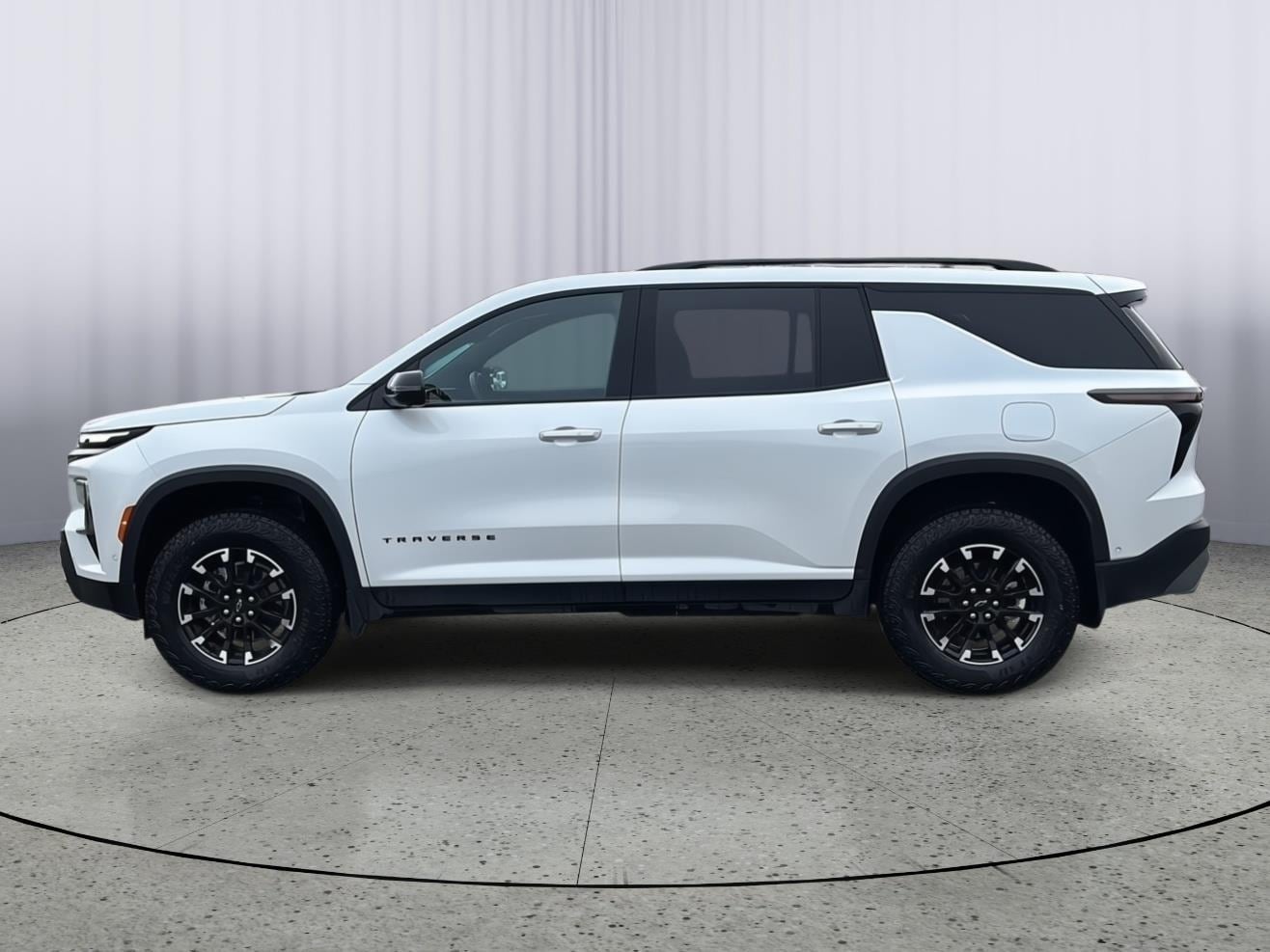 Used 2025 Chevrolet Traverse Z71 with VIN 1GNEVJRS7SJ254004 for sale in Kansas City
