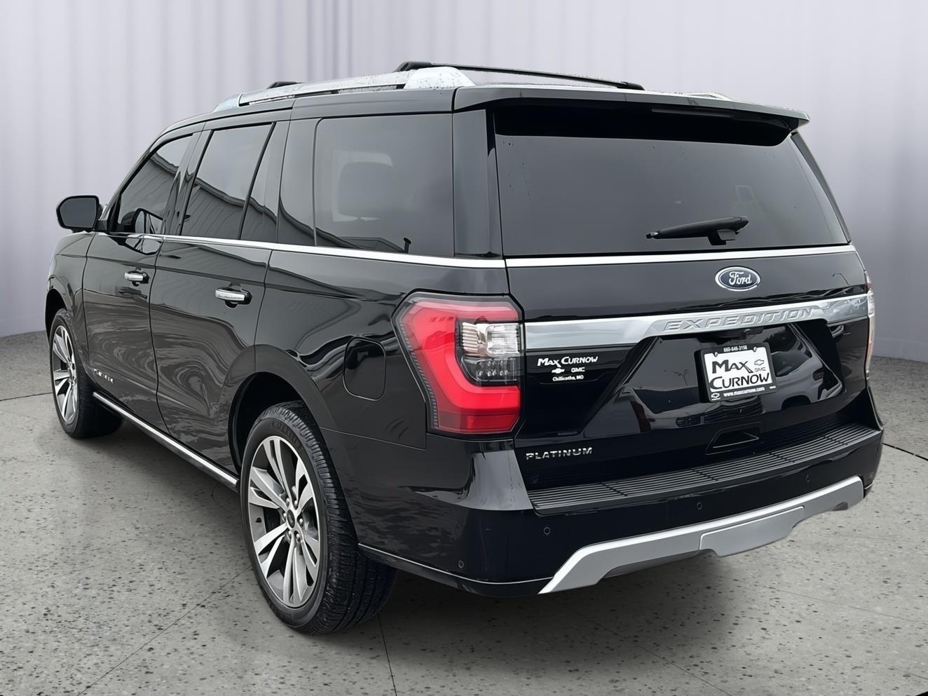 2021 Ford Expedition Platinum photo 2