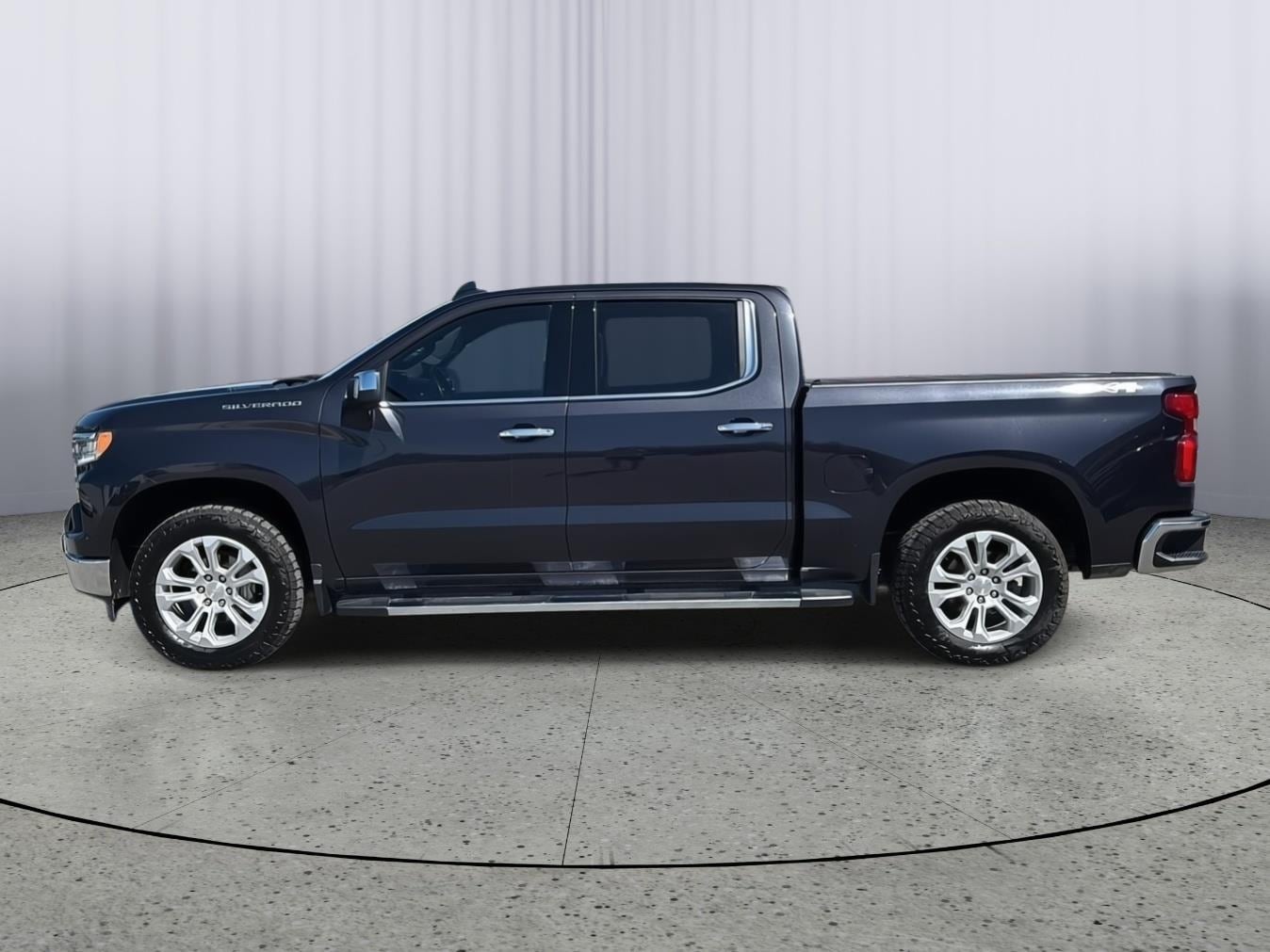 Used 2023 Chevrolet Silverado 1500 LTZ with VIN 3GCUDGE88PG102598 for sale in Kansas City