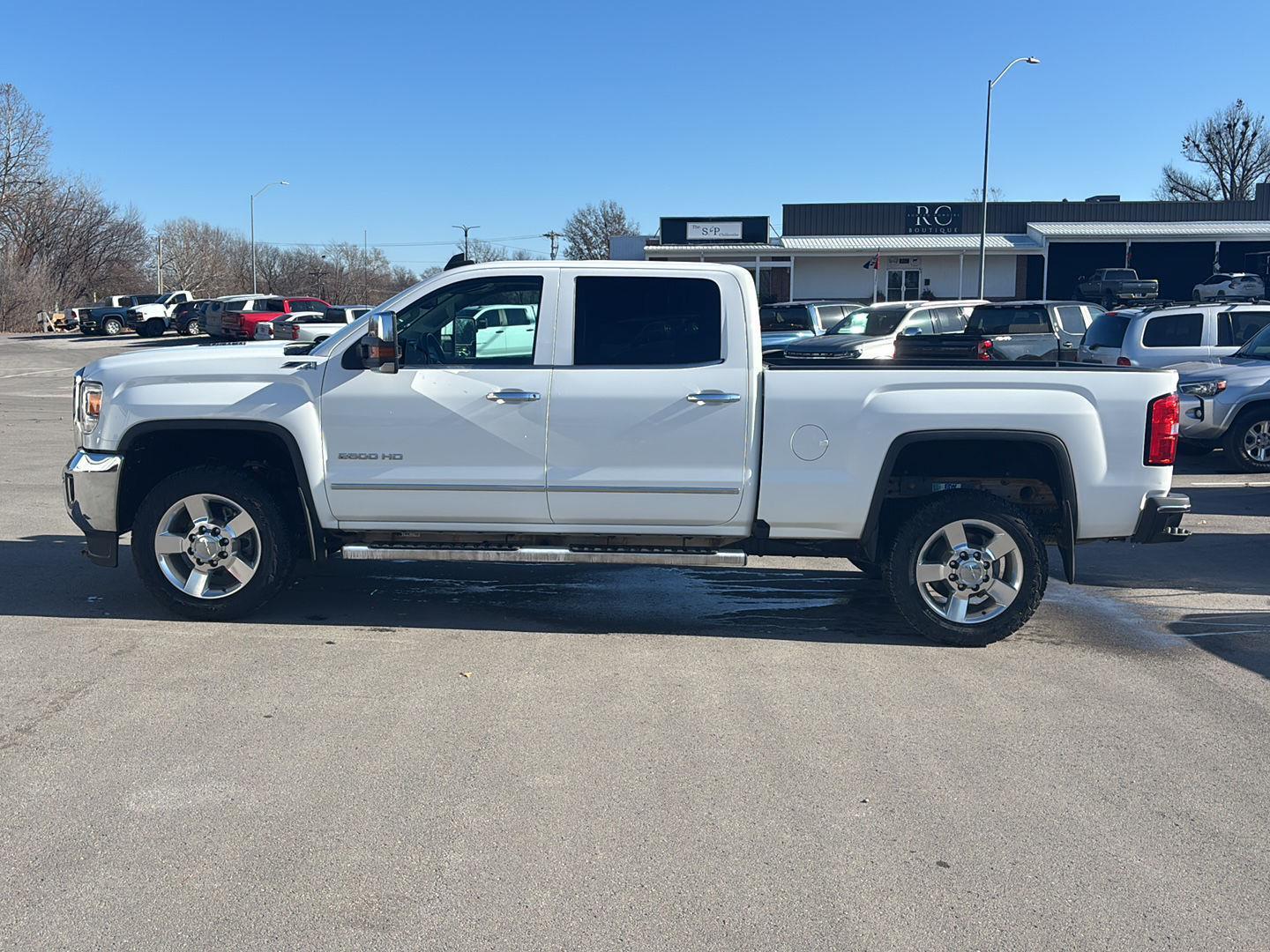 Used 2016 GMC Sierra 2500HD SLT with VIN 1GT12TE81GF245315 for sale in Kansas City