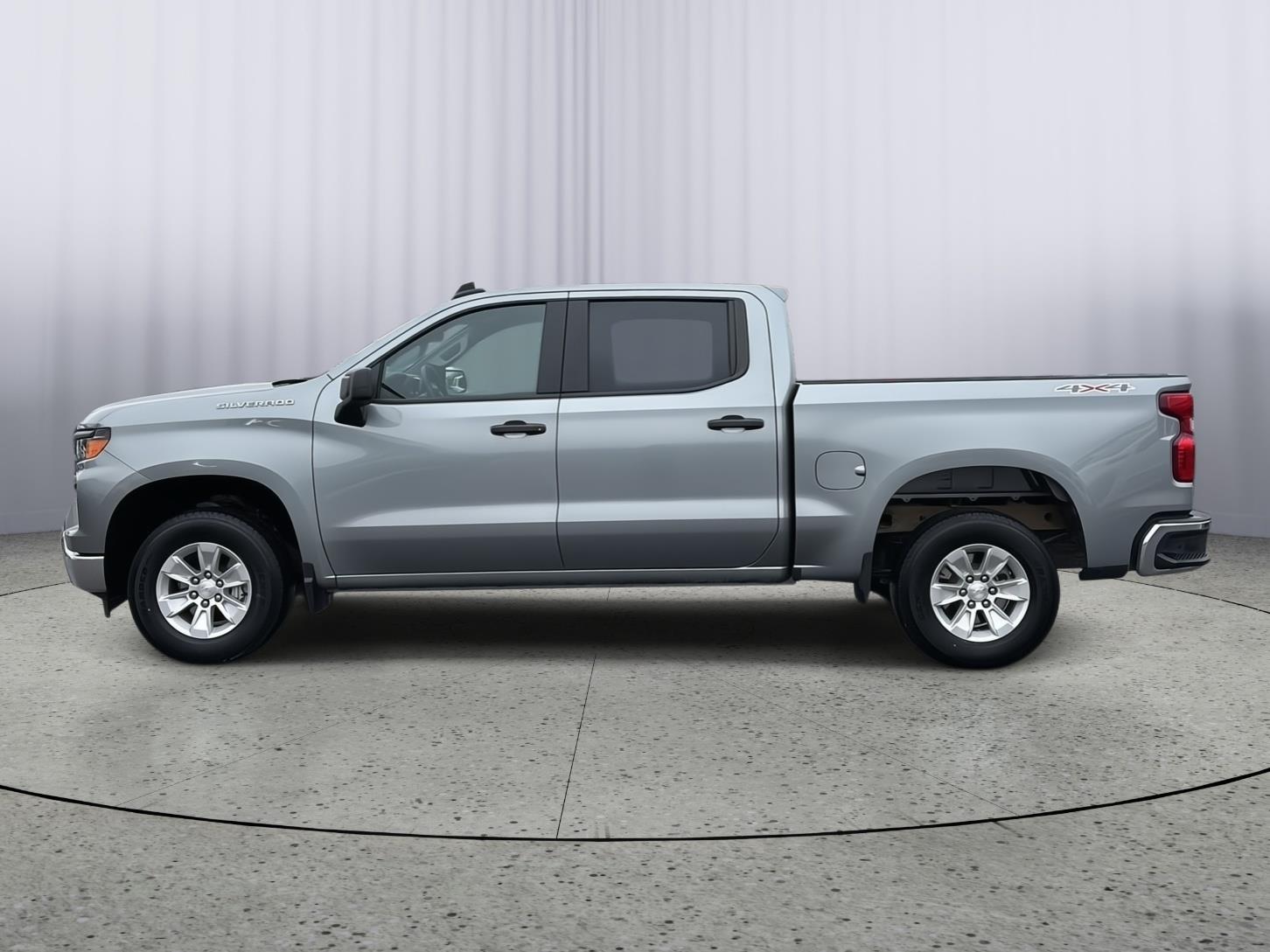 Used 2024 Chevrolet Silverado 1500 Work Truck with VIN 1GCUDAED6RZ346490 for sale in Kansas City