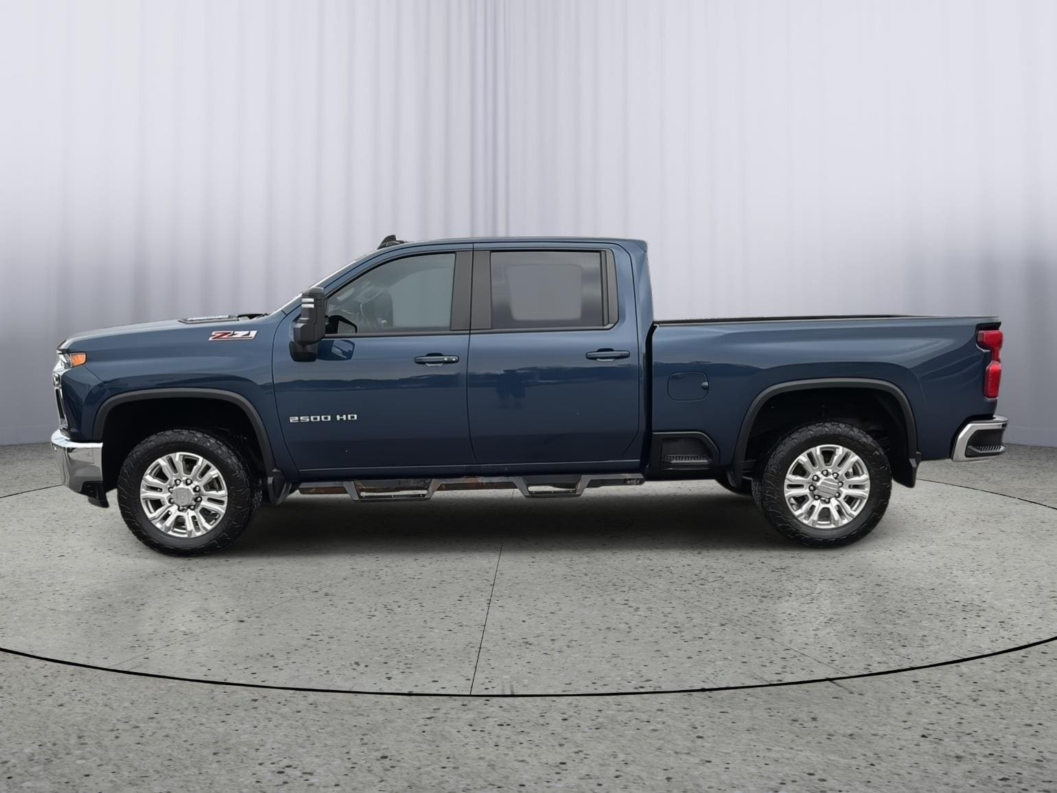 Used 2021 Chevrolet Silverado 2500HD LT with VIN 1GC4YNEYXMF232405 for sale in Kansas City