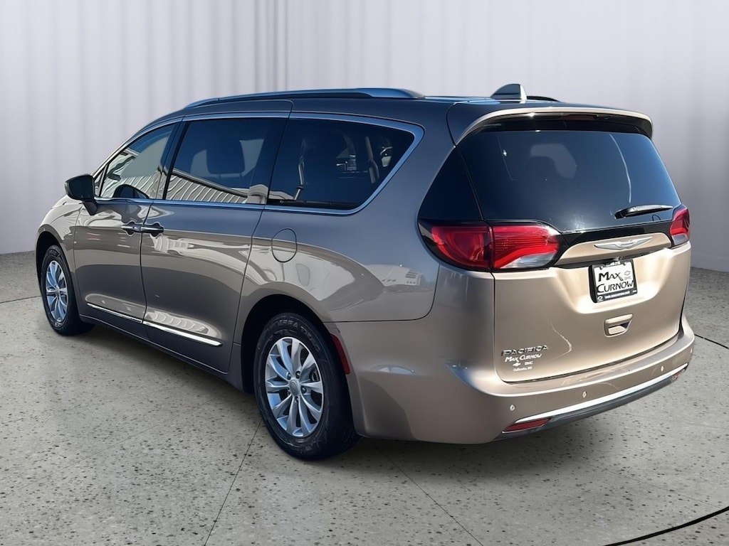 Used 2018 Chrysler Pacifica Touring L Plus Van