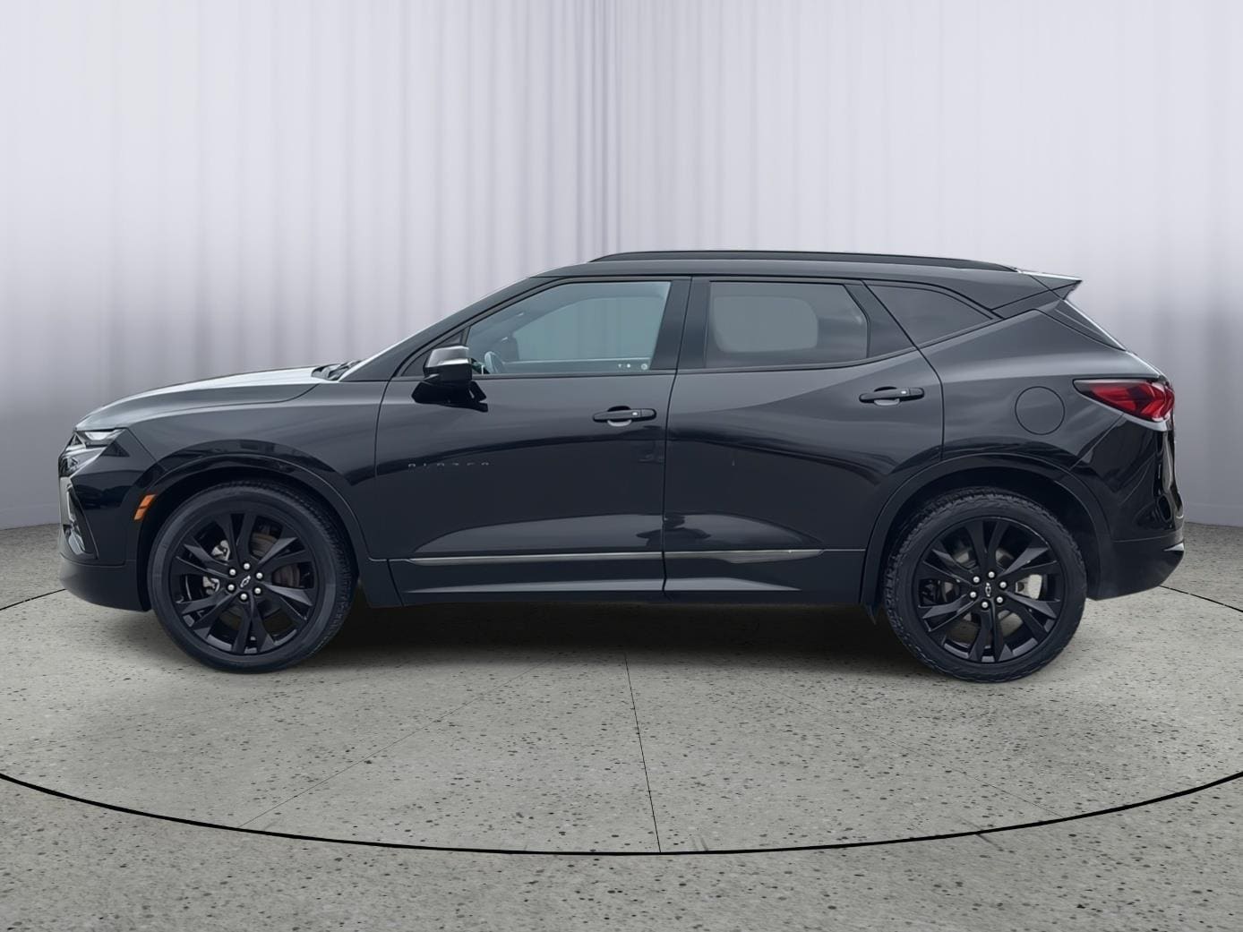 Used 2019 Chevrolet Blazer RS with VIN 3GNKBJRS1KS693967 for sale in Kansas City