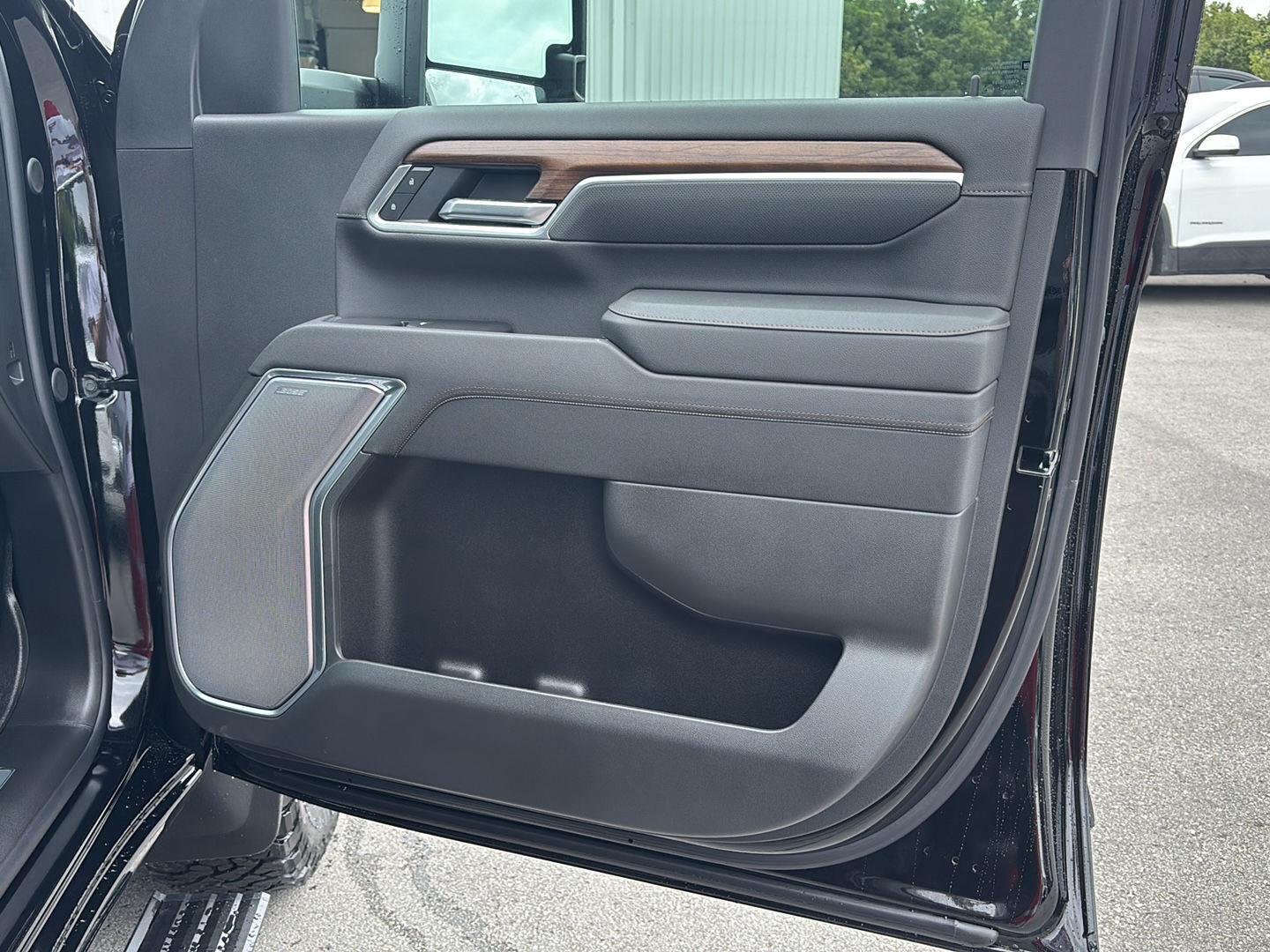 2026 Chevrolet Silverado 2500 HD High Country - Photo 26