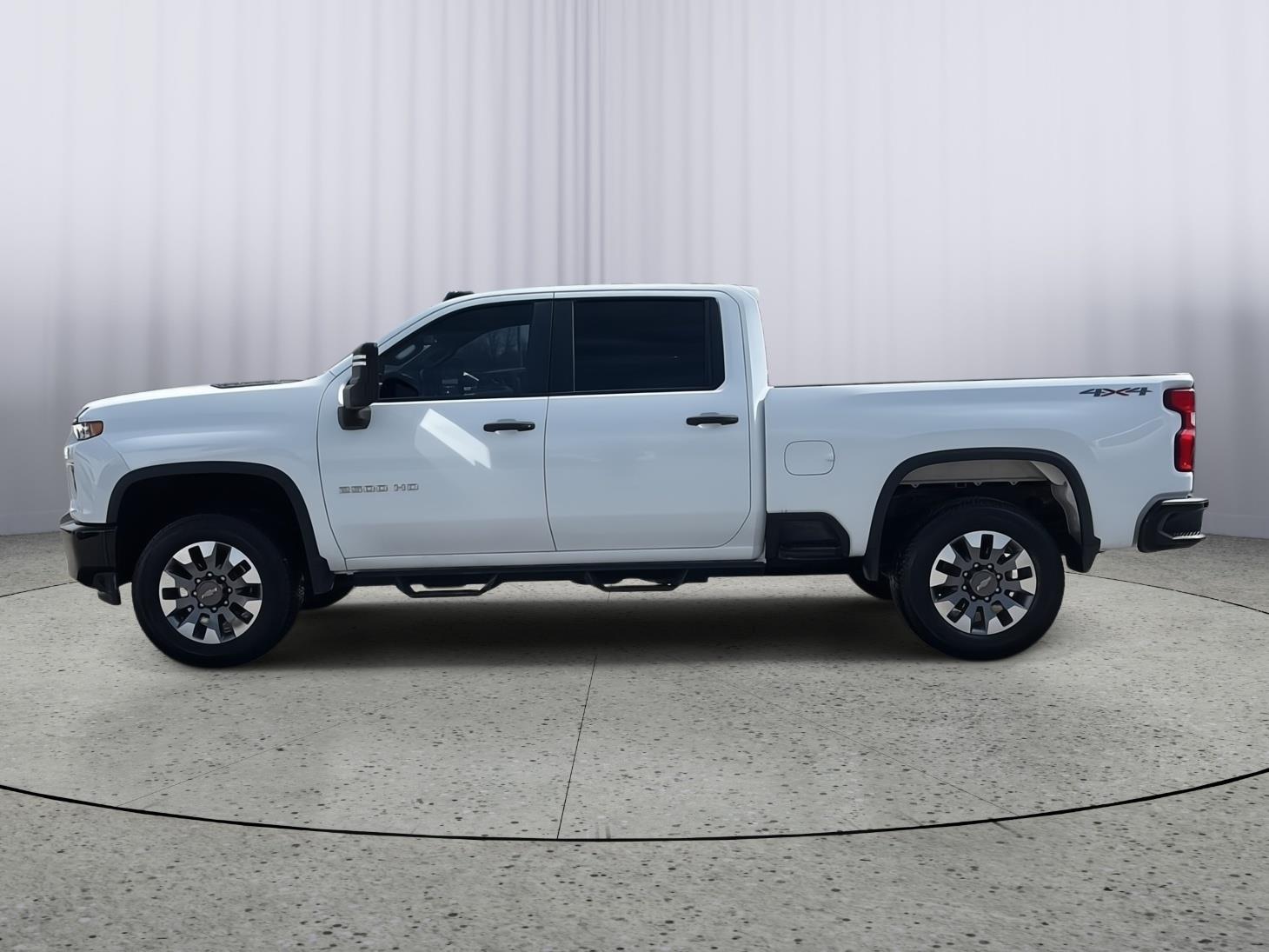 Used 2021 Chevrolet Silverado 2500HD Custom with VIN 1GC4YMEY2MF315417 for sale in Kansas City