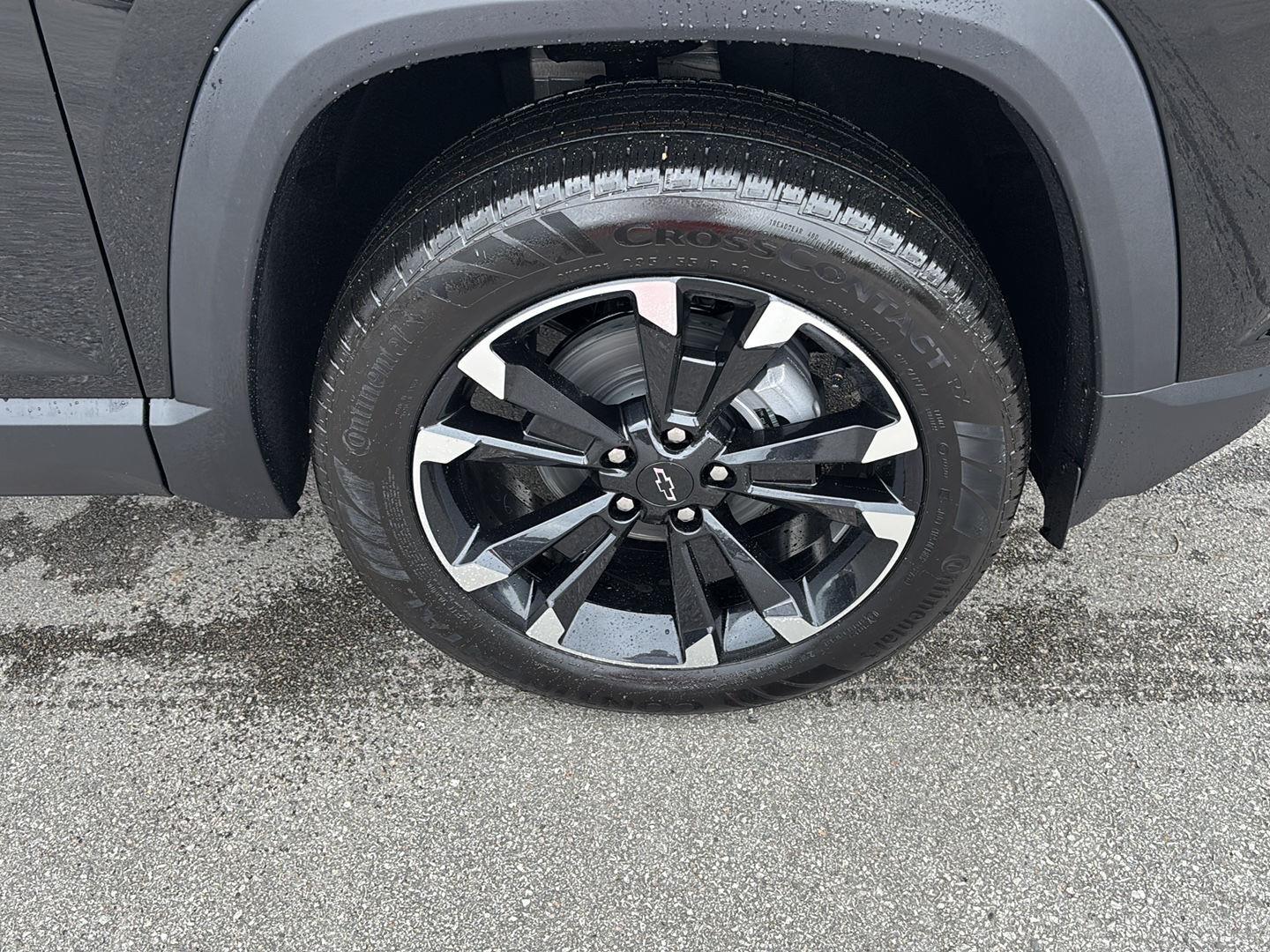2027 Chevrolet Equinox RS - Photo 13