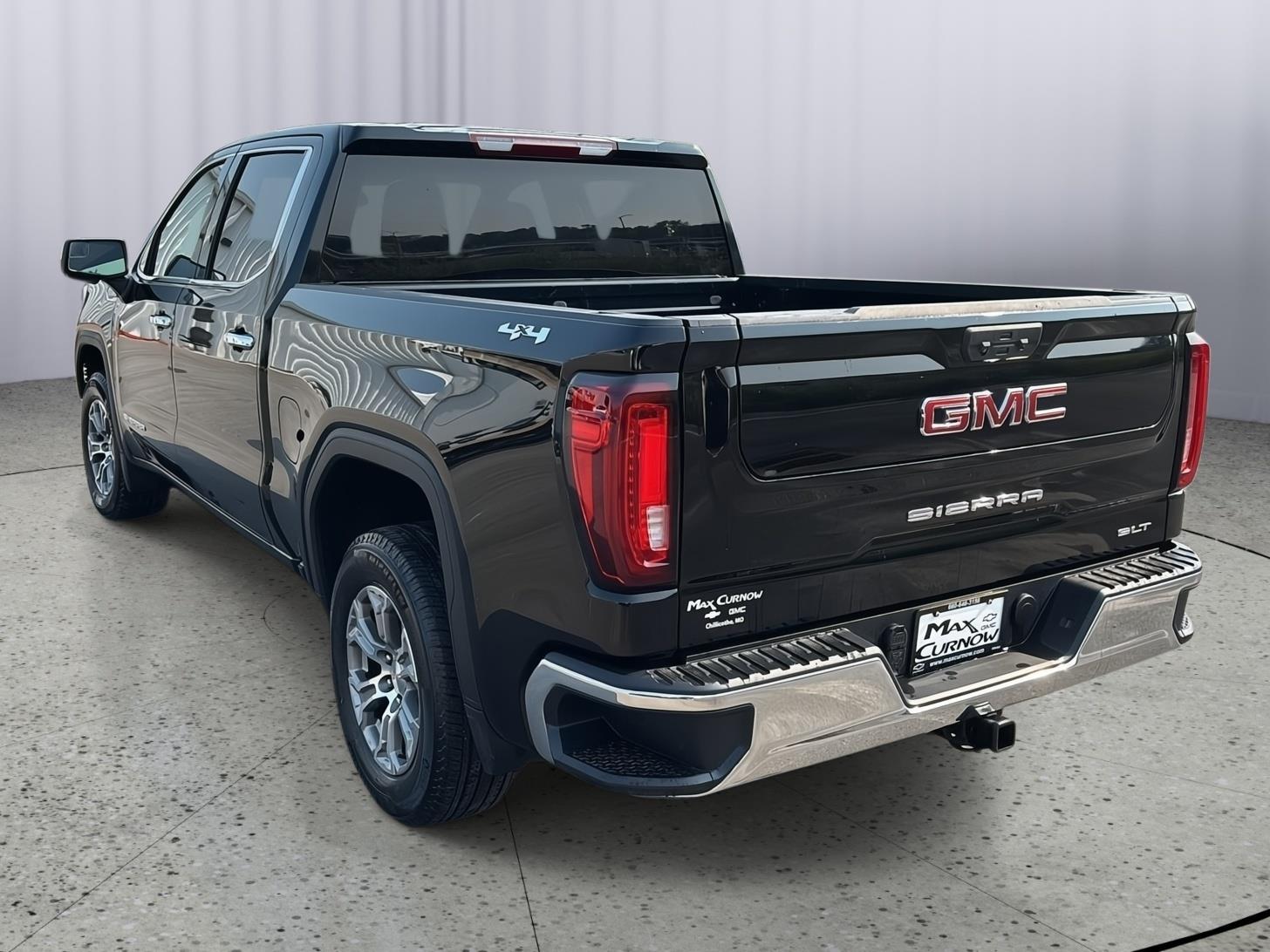 2024 Gmc Sierra 1500 SLT photo 2