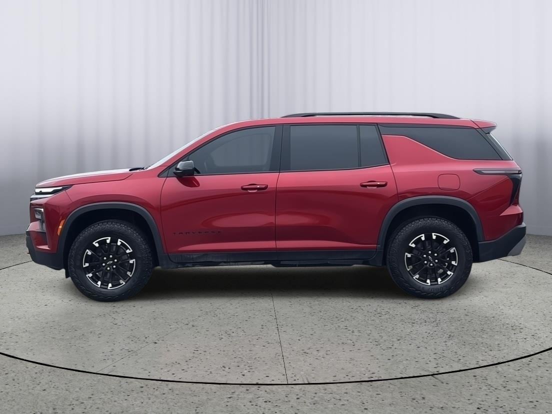 Used 2024 Chevrolet Traverse Z71 with VIN 1GNEVJKS7RJ196867 for sale in Kansas City