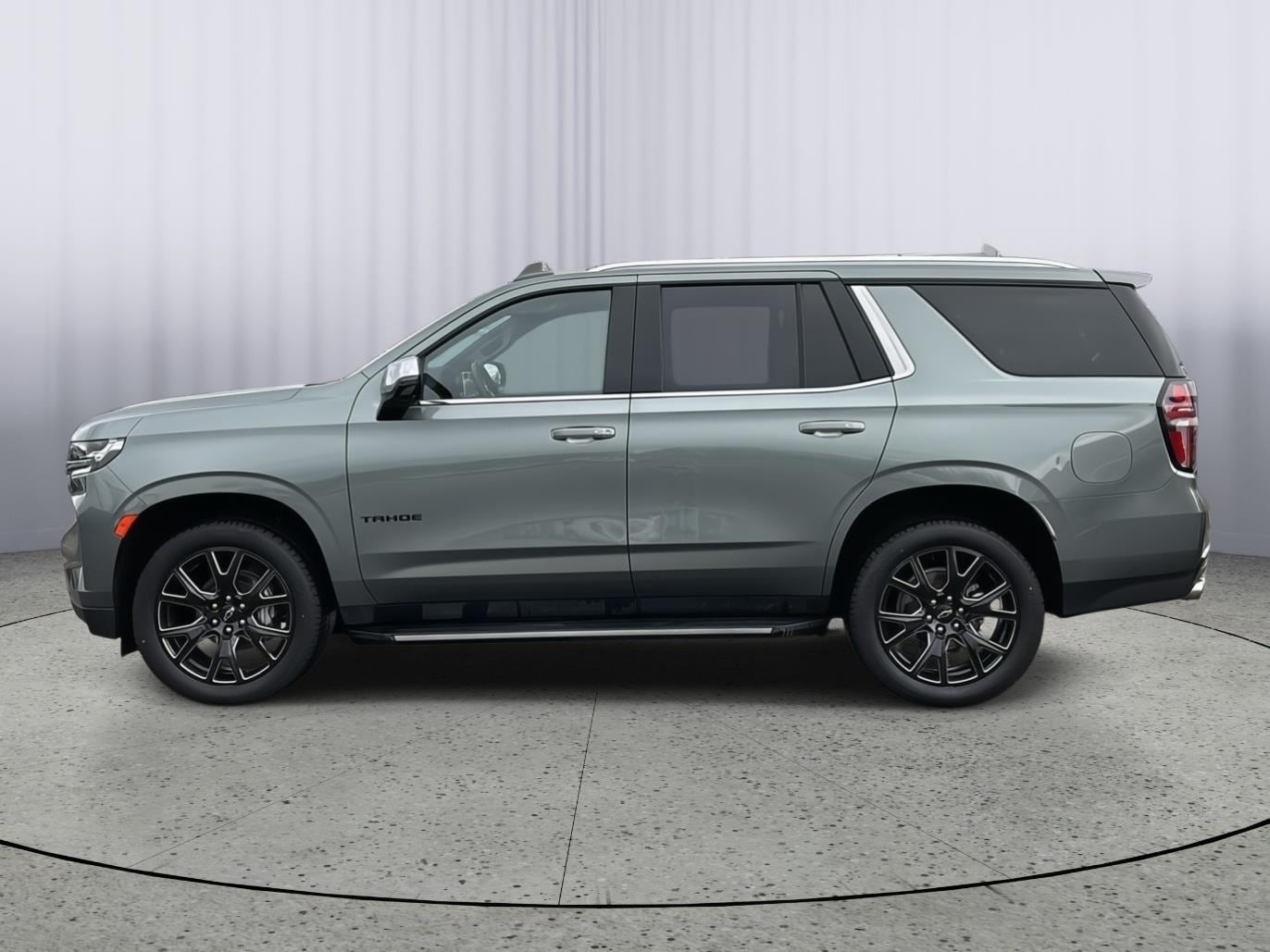 Used 2024 Chevrolet Tahoe Premier with VIN 1GNSKSKL1RR190493 for sale in Kansas City