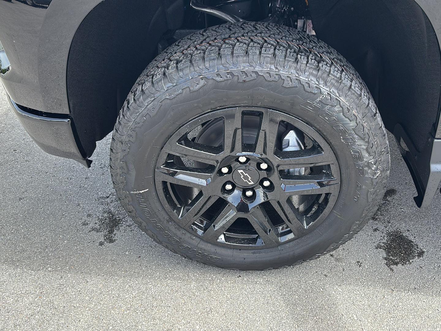 2026 Chevrolet Silverado 1500 LT Trail Boss - Photo 10