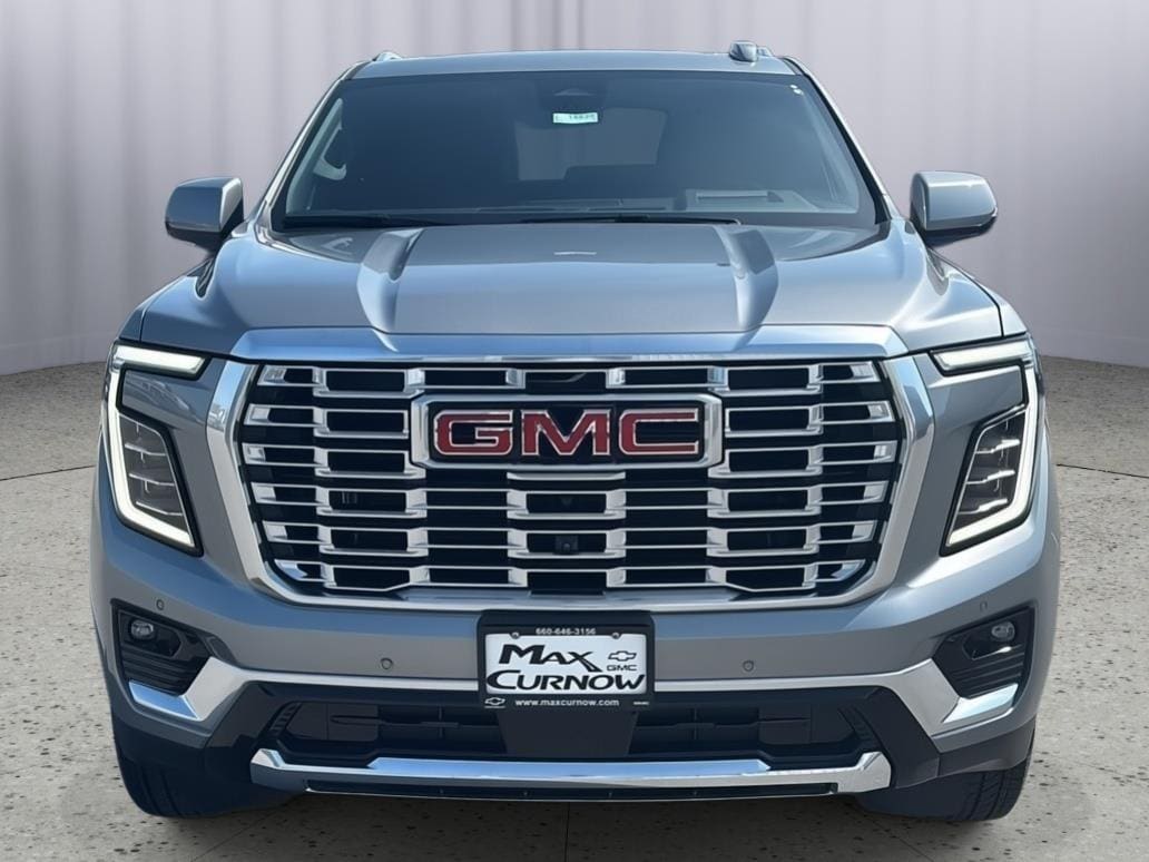 2026 GMC Yukon XL Denali - Photo 8