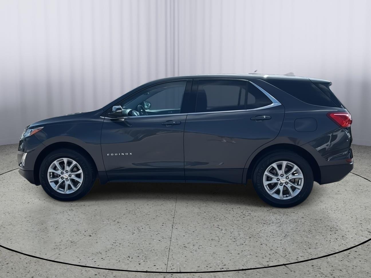 Used 2018 Chevrolet Equinox LT with VIN 2GNAXJEV0J6124389 for sale in Kansas City