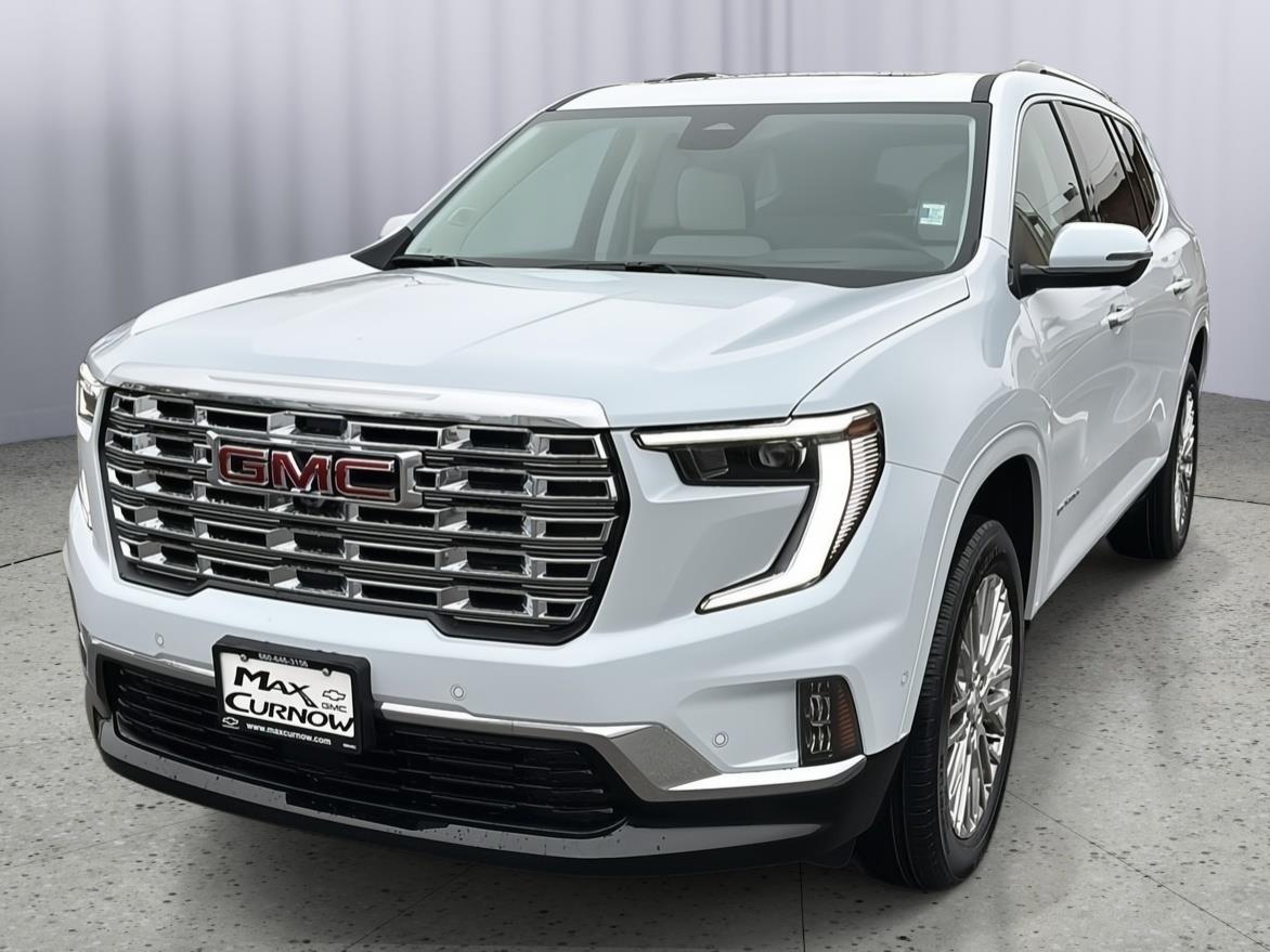 2026 GMC Acadia Denali FWD's photo