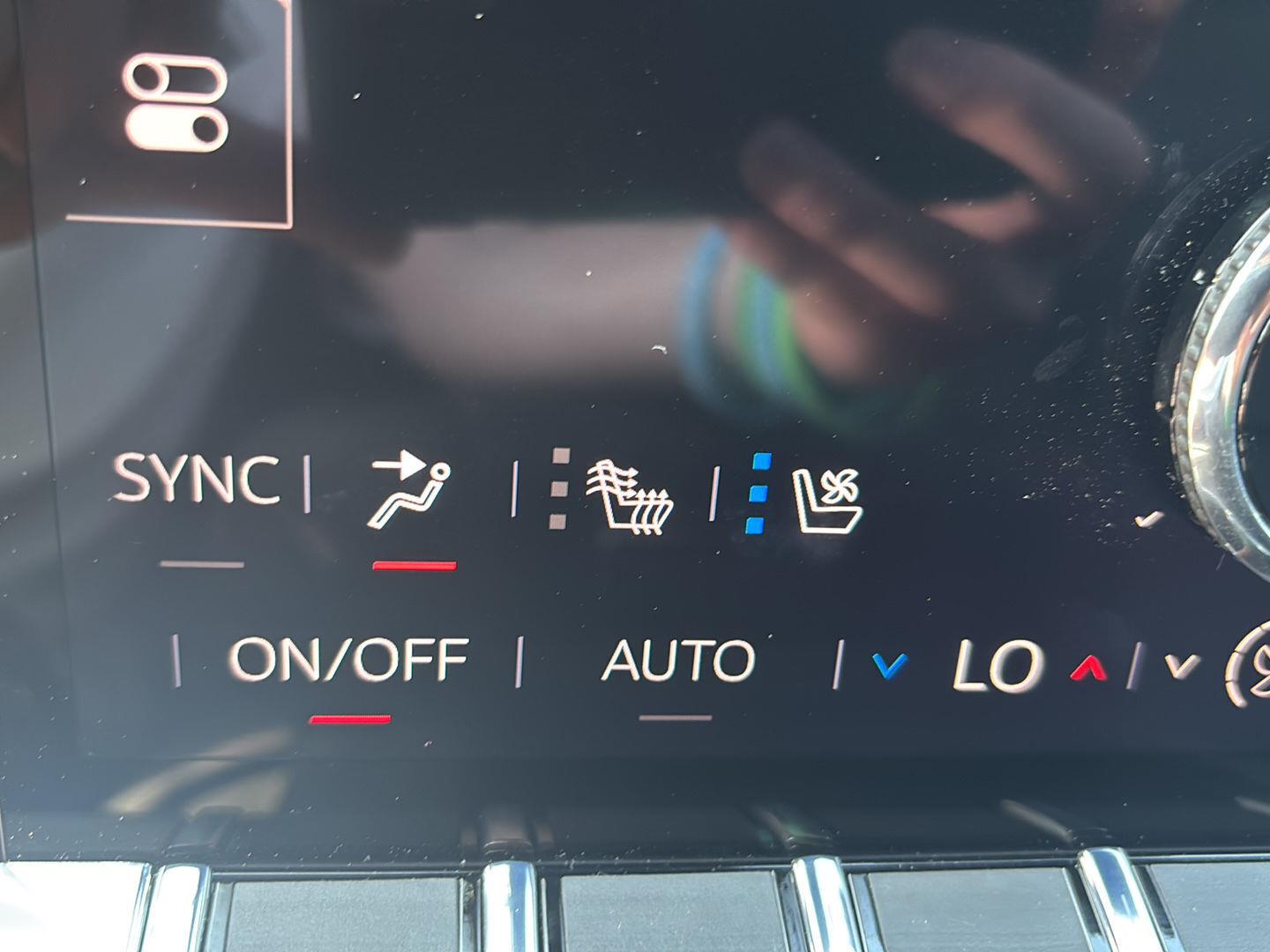 2026 GMC Yukon XL Denali - Photo 33