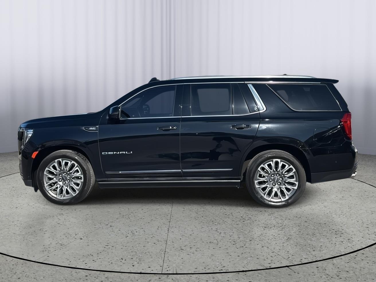 Used 2024 GMC Yukon Denali Ultimate with VIN 1GKS2EKL6RR174420 for sale in Kansas City