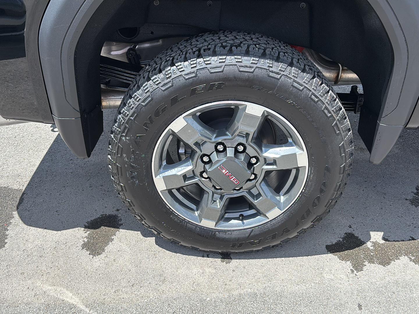 2026 GMC Sierra 2500HD SLT - Photo 13