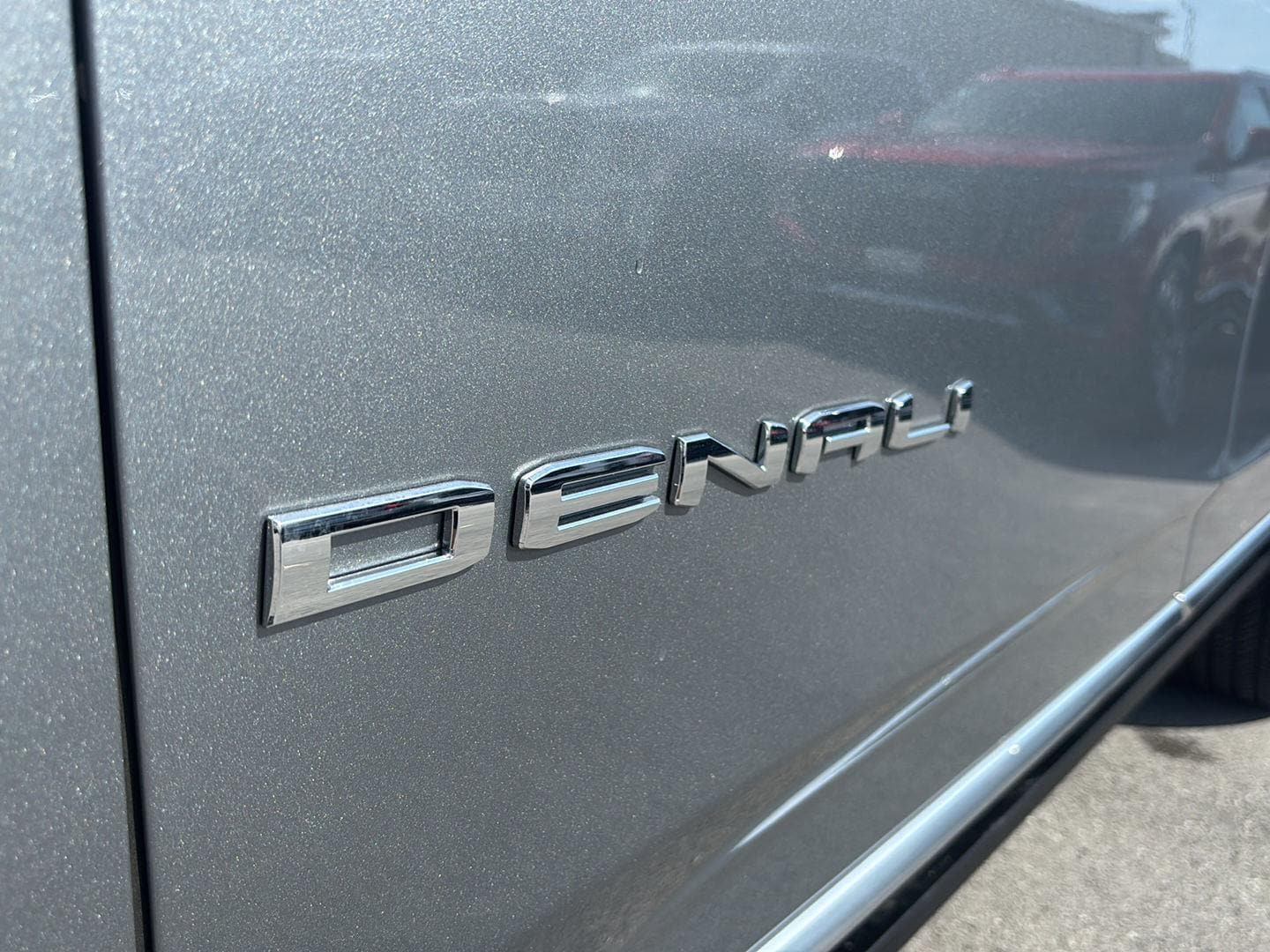 2026 GMC Yukon XL Denali - Photo 9
