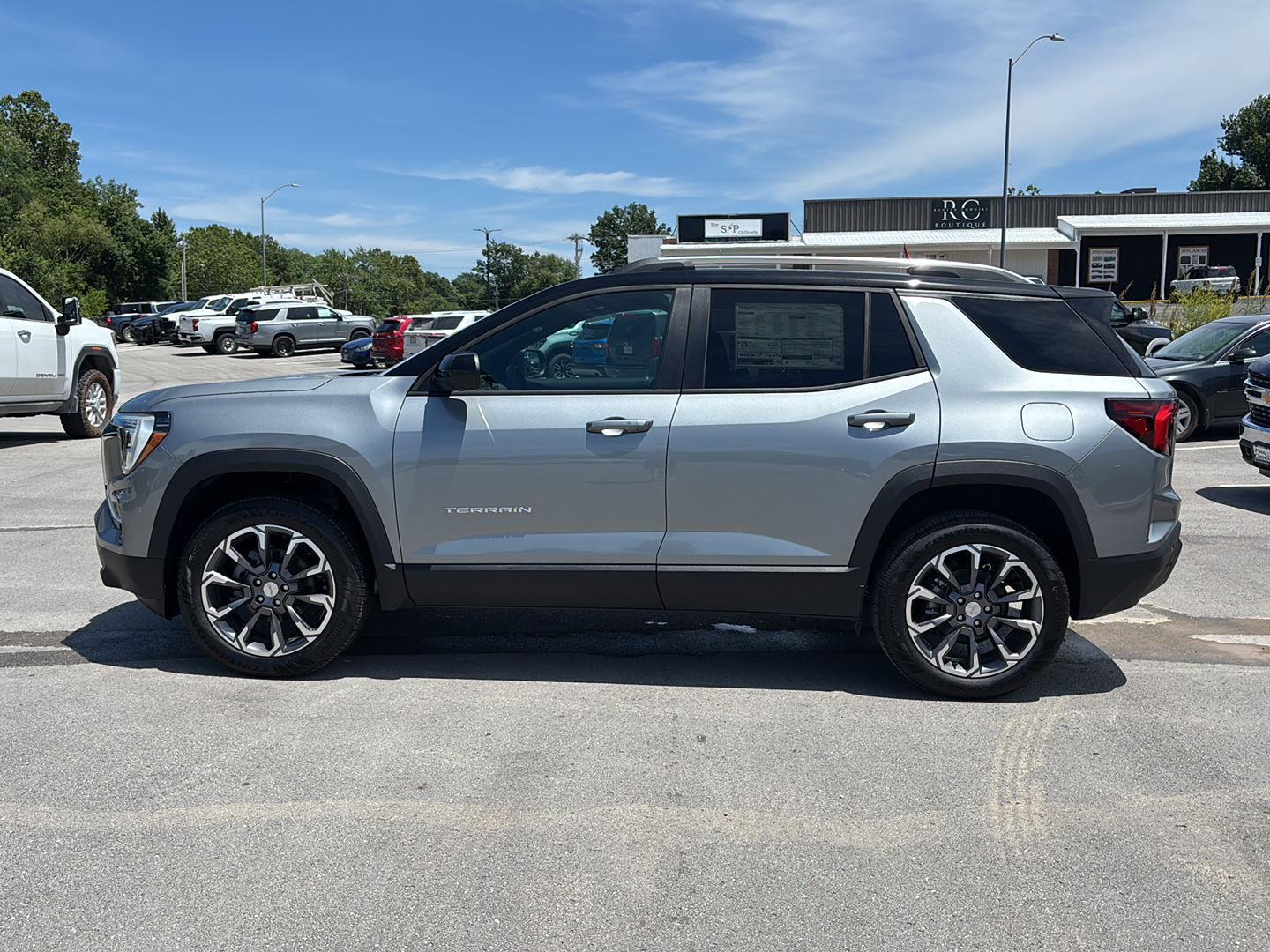 2026 GMC Terrain Elevation - Photo 2