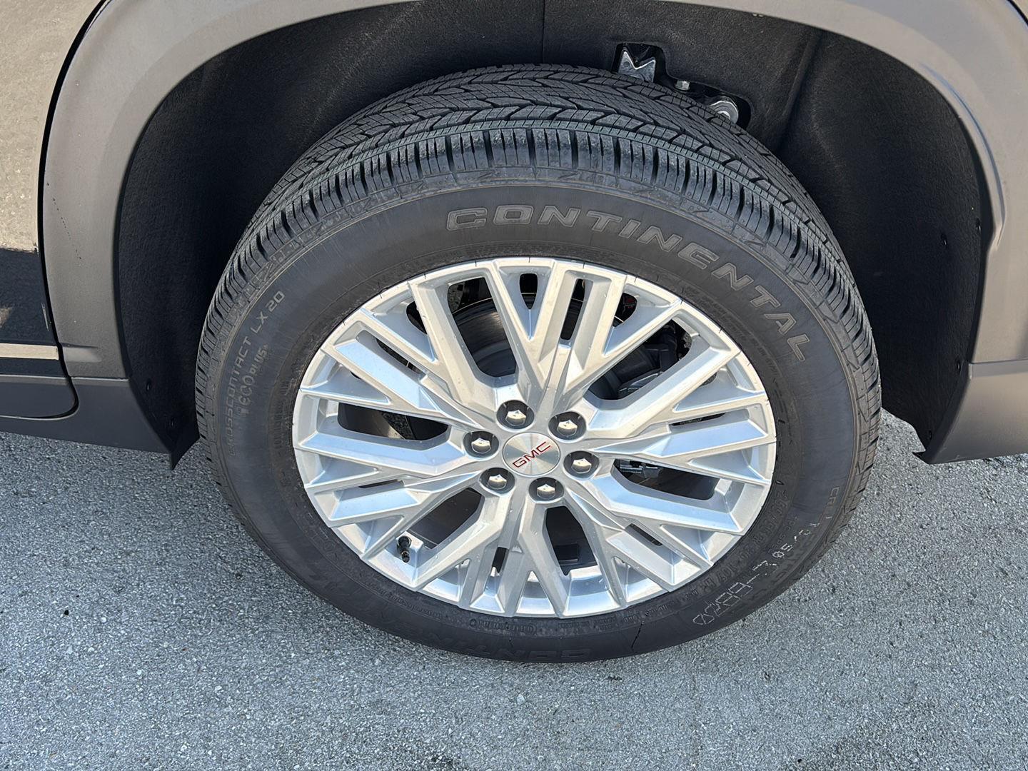 2026 GMC Acadia Elevation - Photo 10