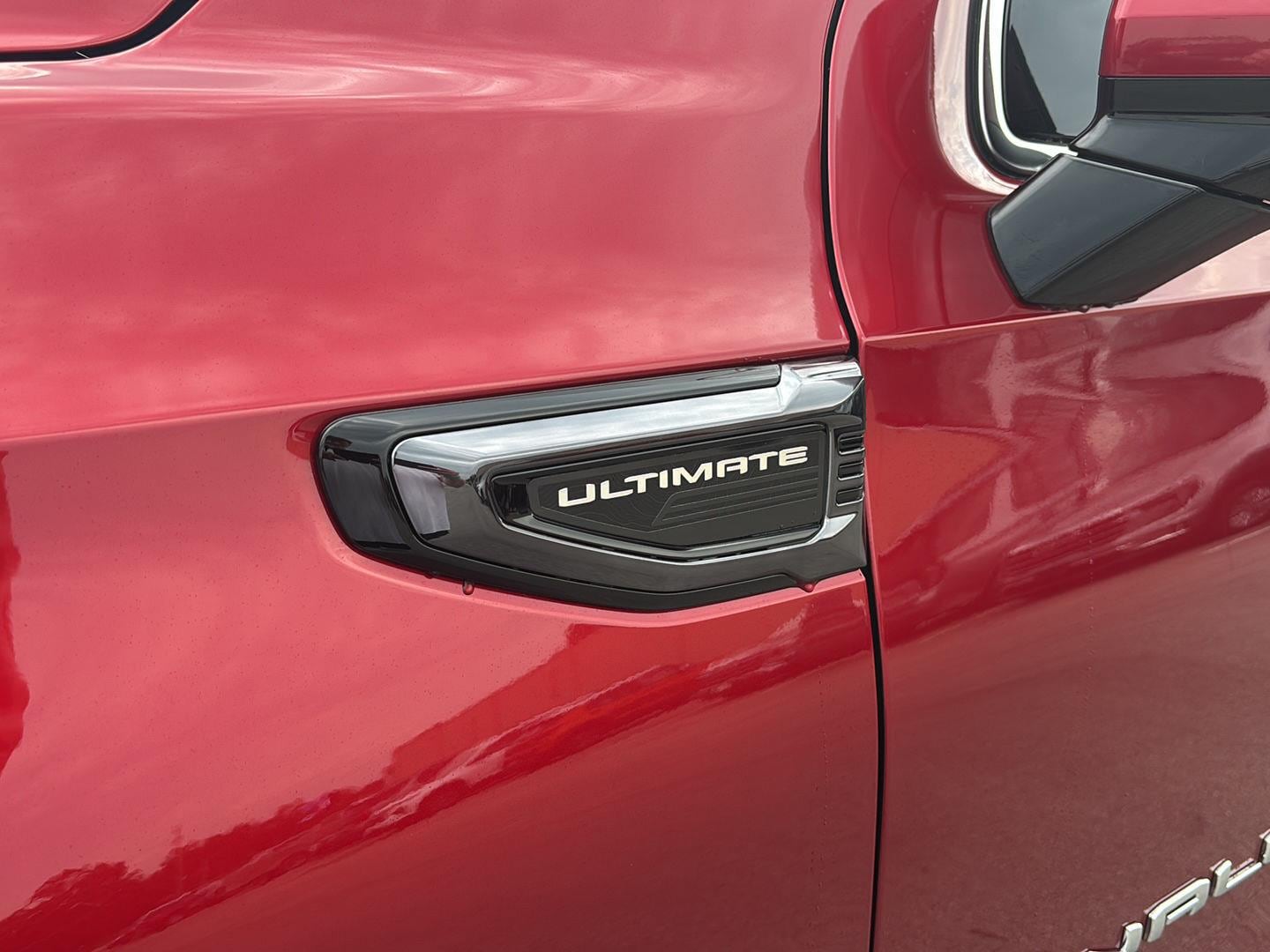 2026 GMC Yukon Denali Ultimate - Photo 9
