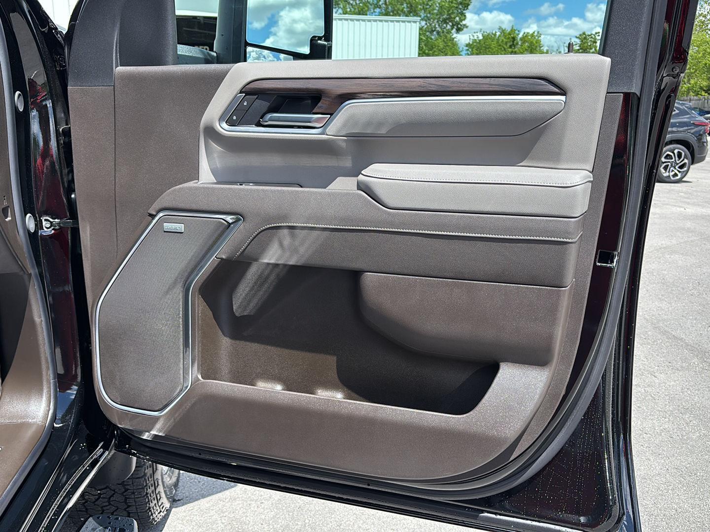2026 GMC Sierra 2500HD SLT - Photo 24
