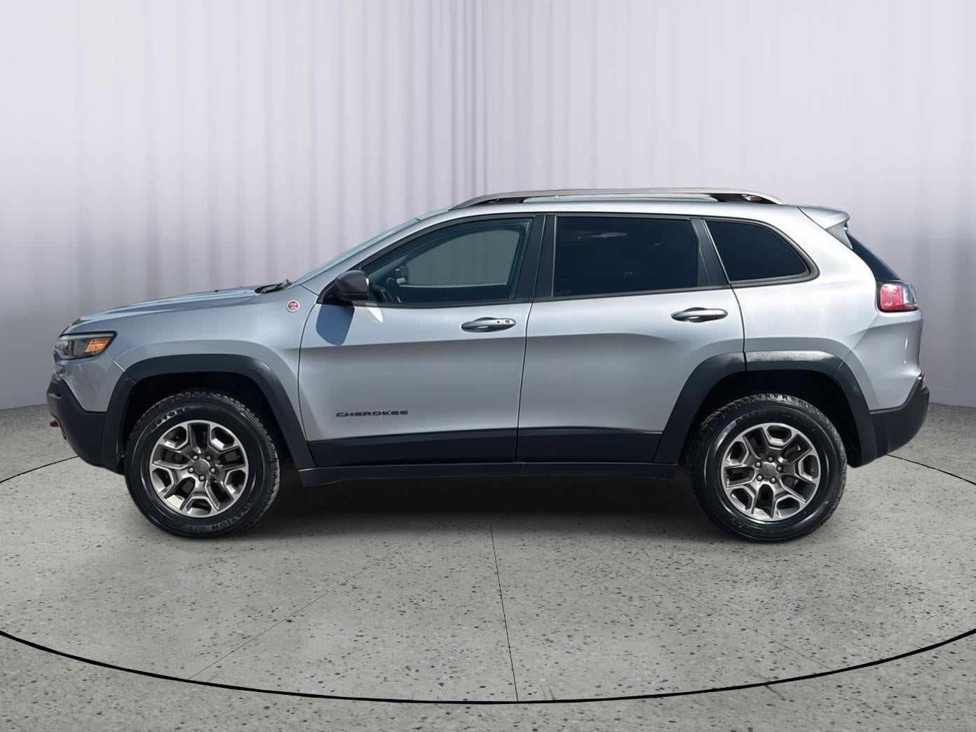 Used 2020 Jeep Cherokee Trailhawk with VIN 1C4PJMBX1LD640020 for sale in Kansas City