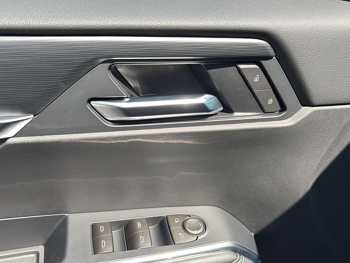 2026 GMC Acadia Elevation - Photo 16