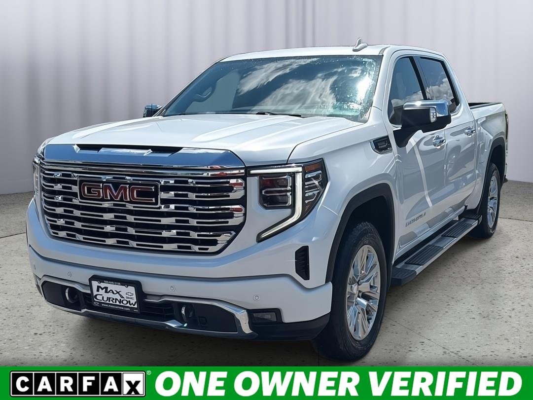 2022 GMC Sierra 4WD Crew Cab Short Box Denali's photo